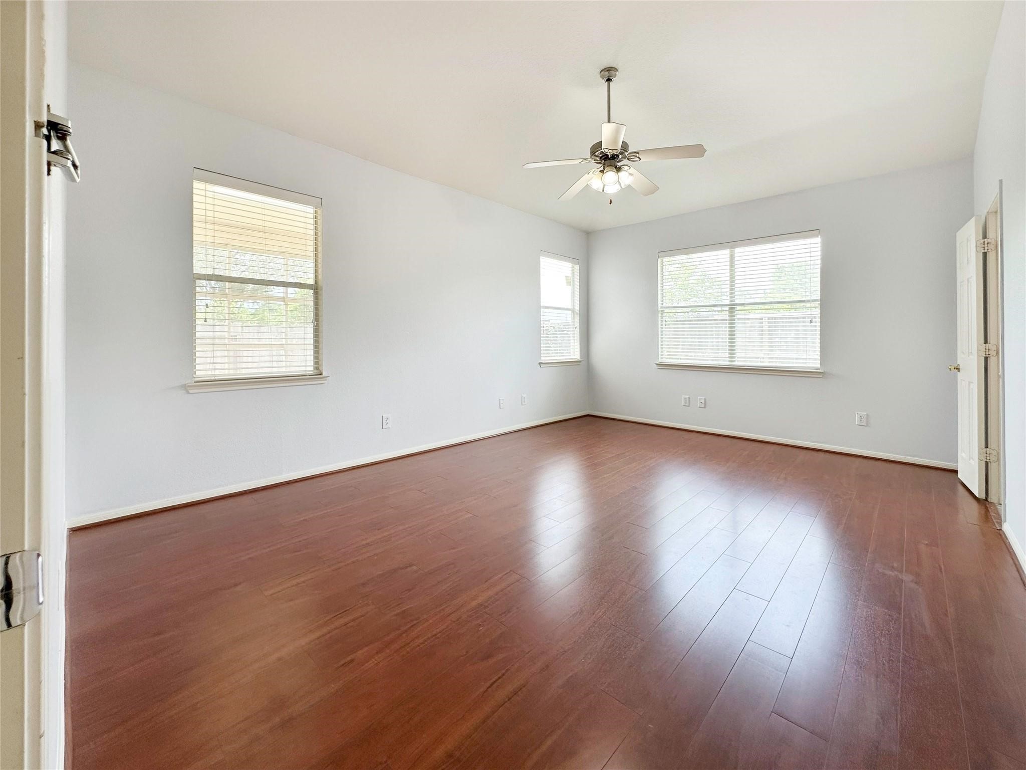 2910 Lemmingham Drive Property Photo 21