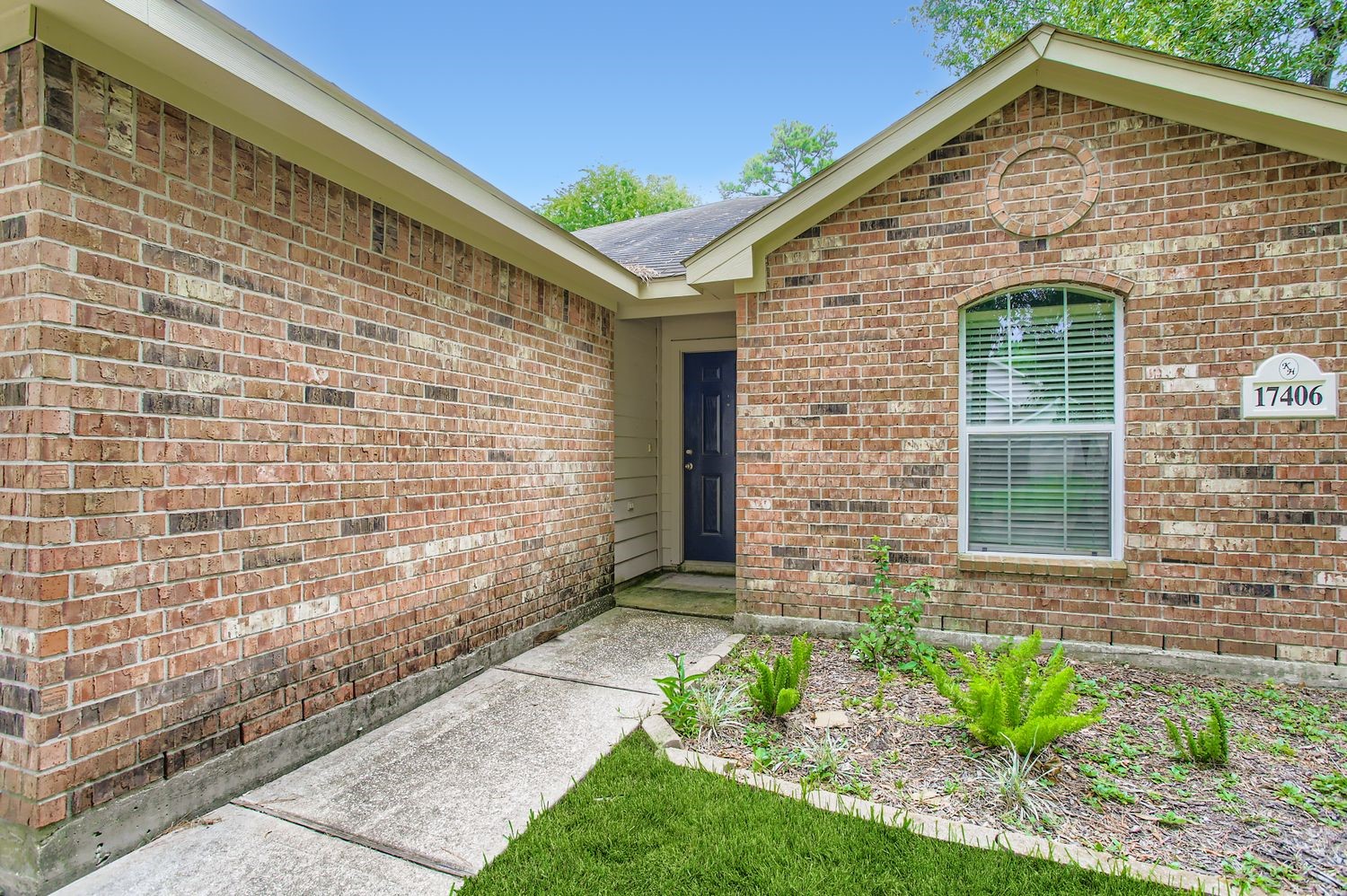 17406 Marl Way Property Photo 3