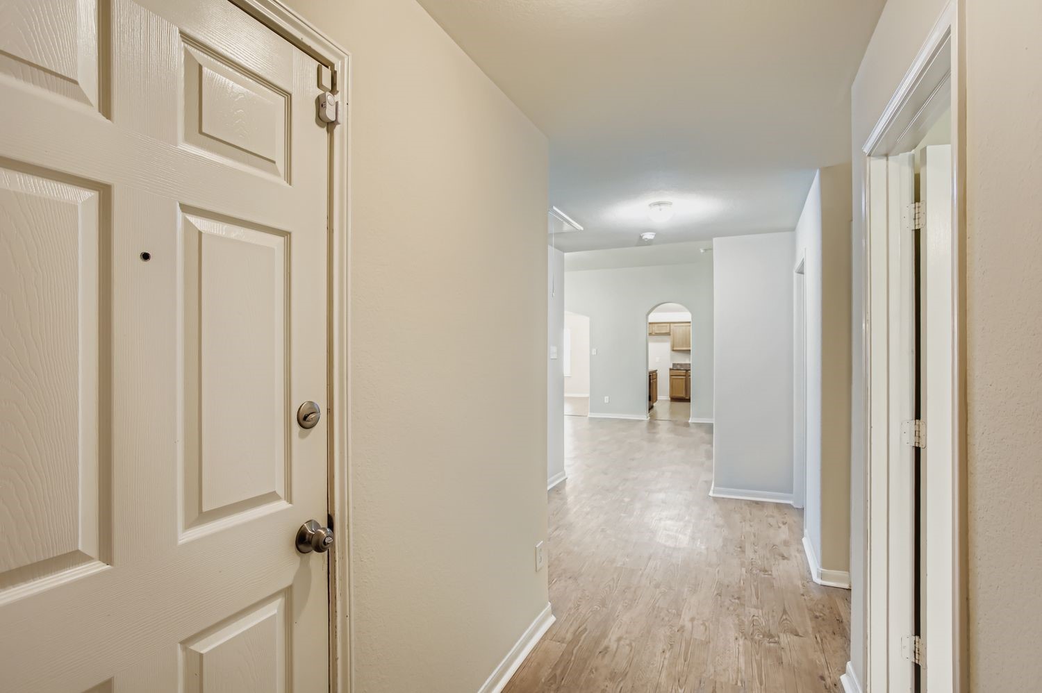 17406 Marl Way Property Photo 4