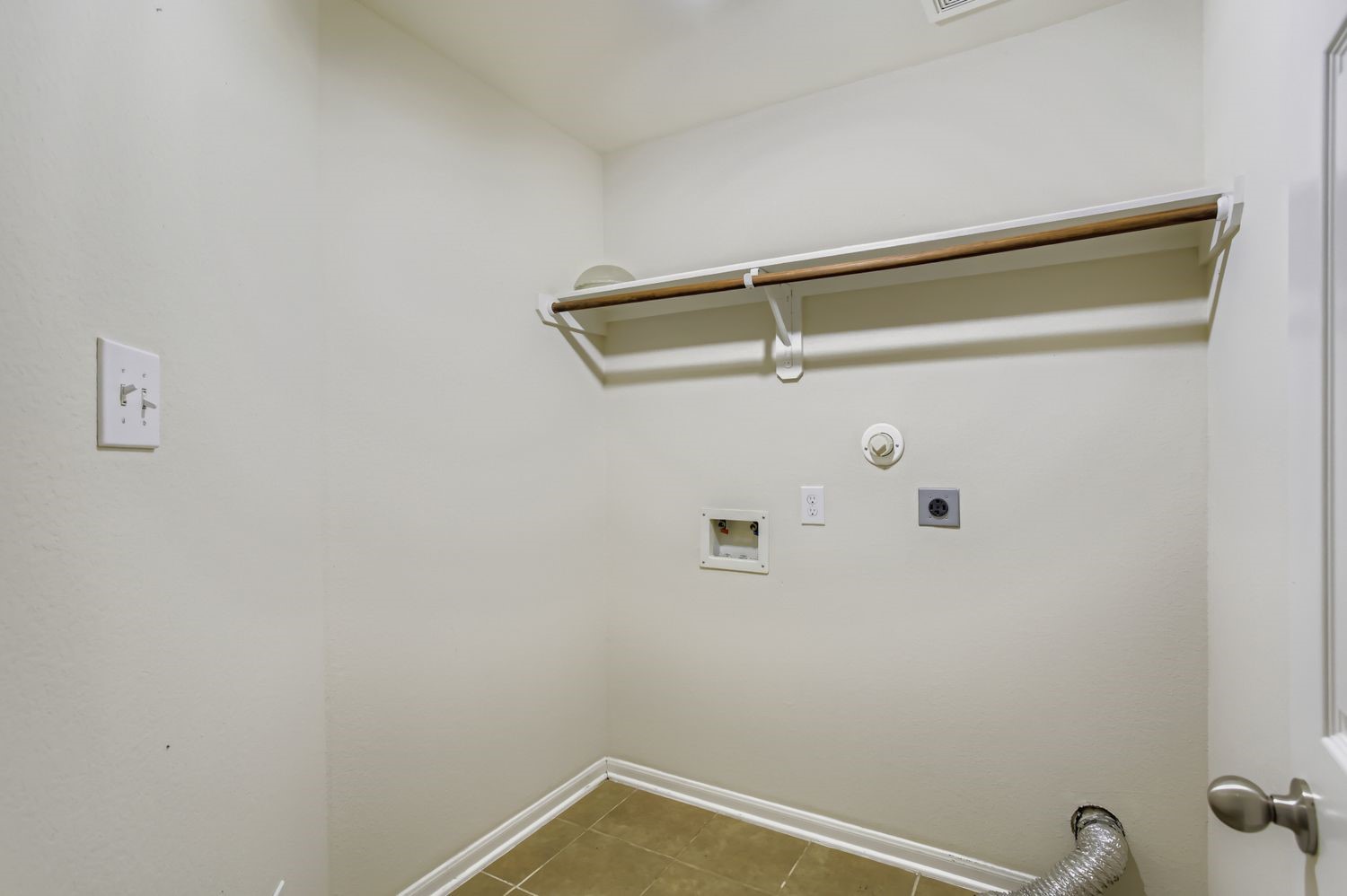 17406 Marl Way Property Photo 20