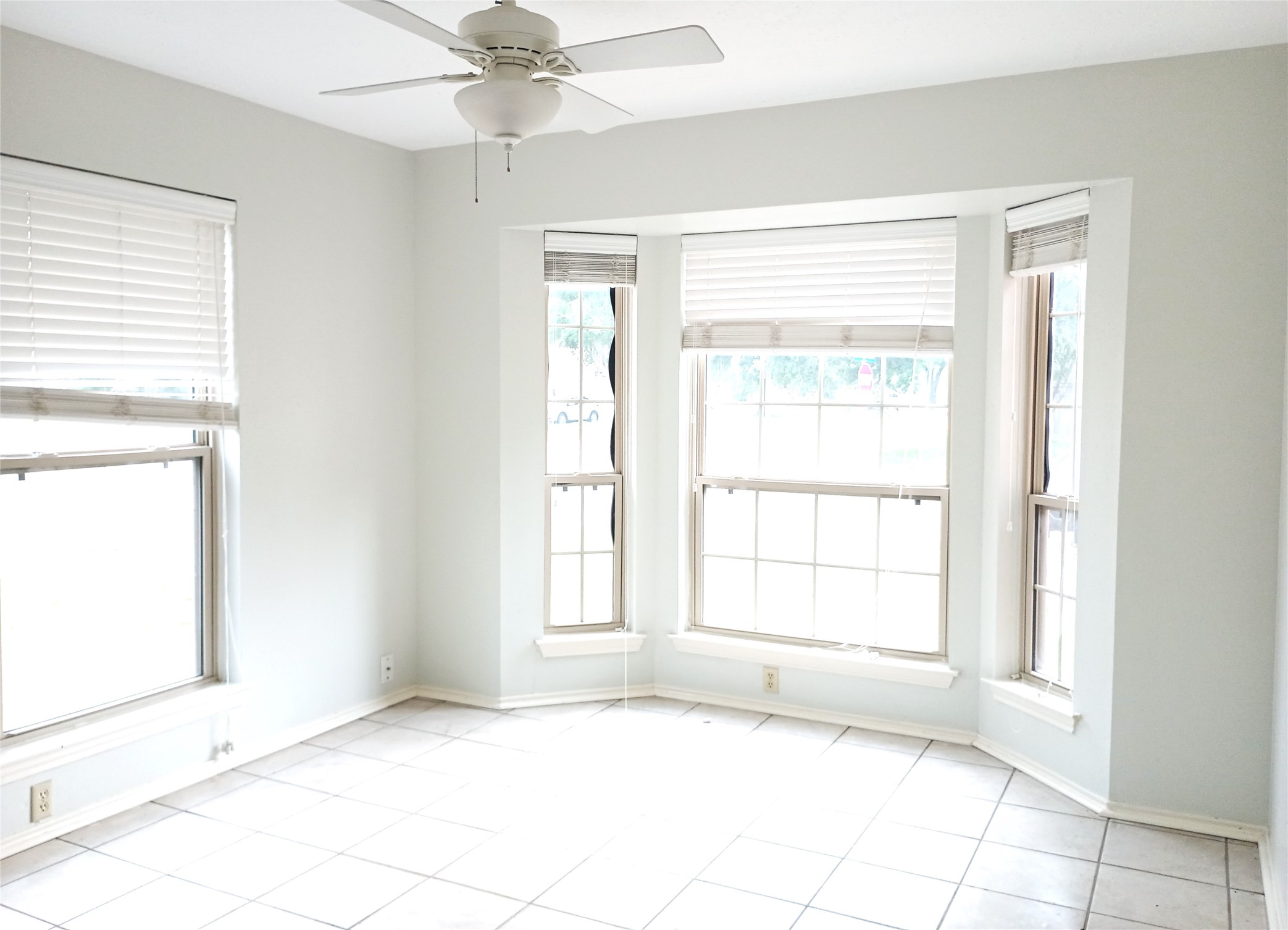 16355 Flint Run Way Property Photo 12