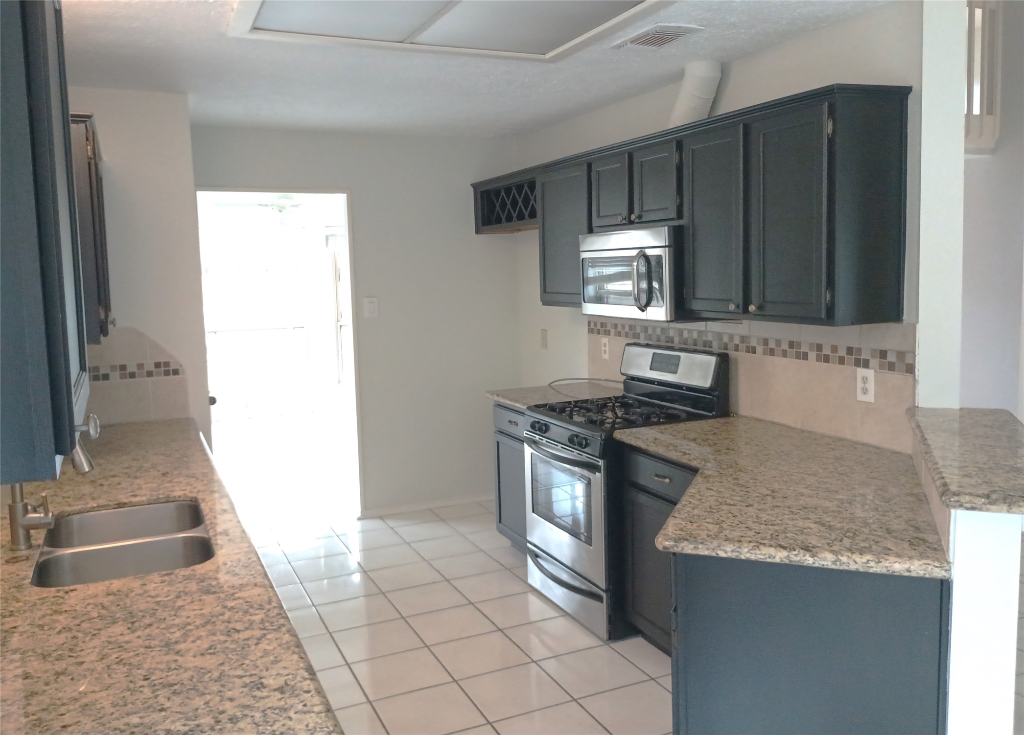 16355 Flint Run Way Property Photo 18