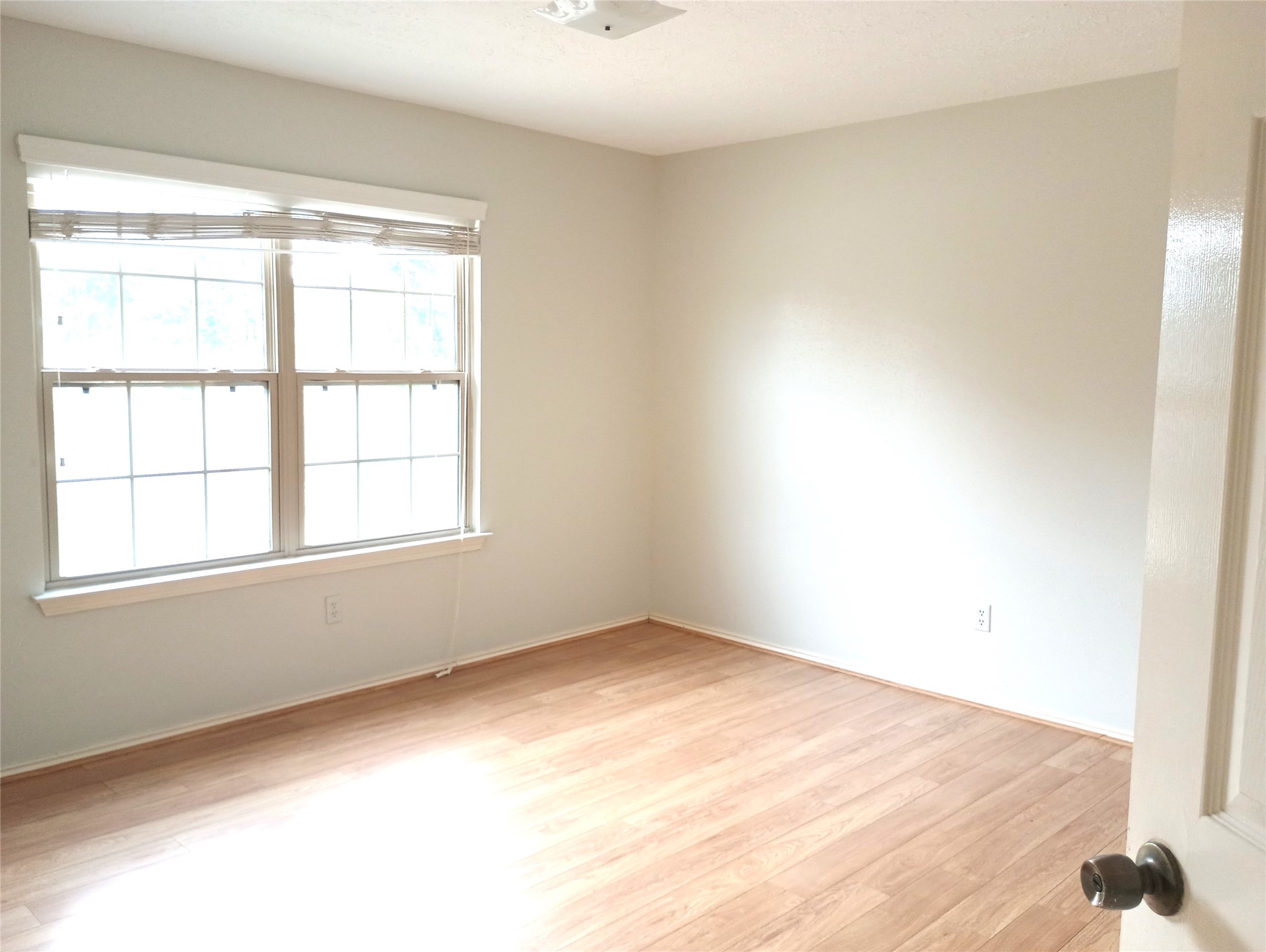 16355 Flint Run Way Property Photo 29