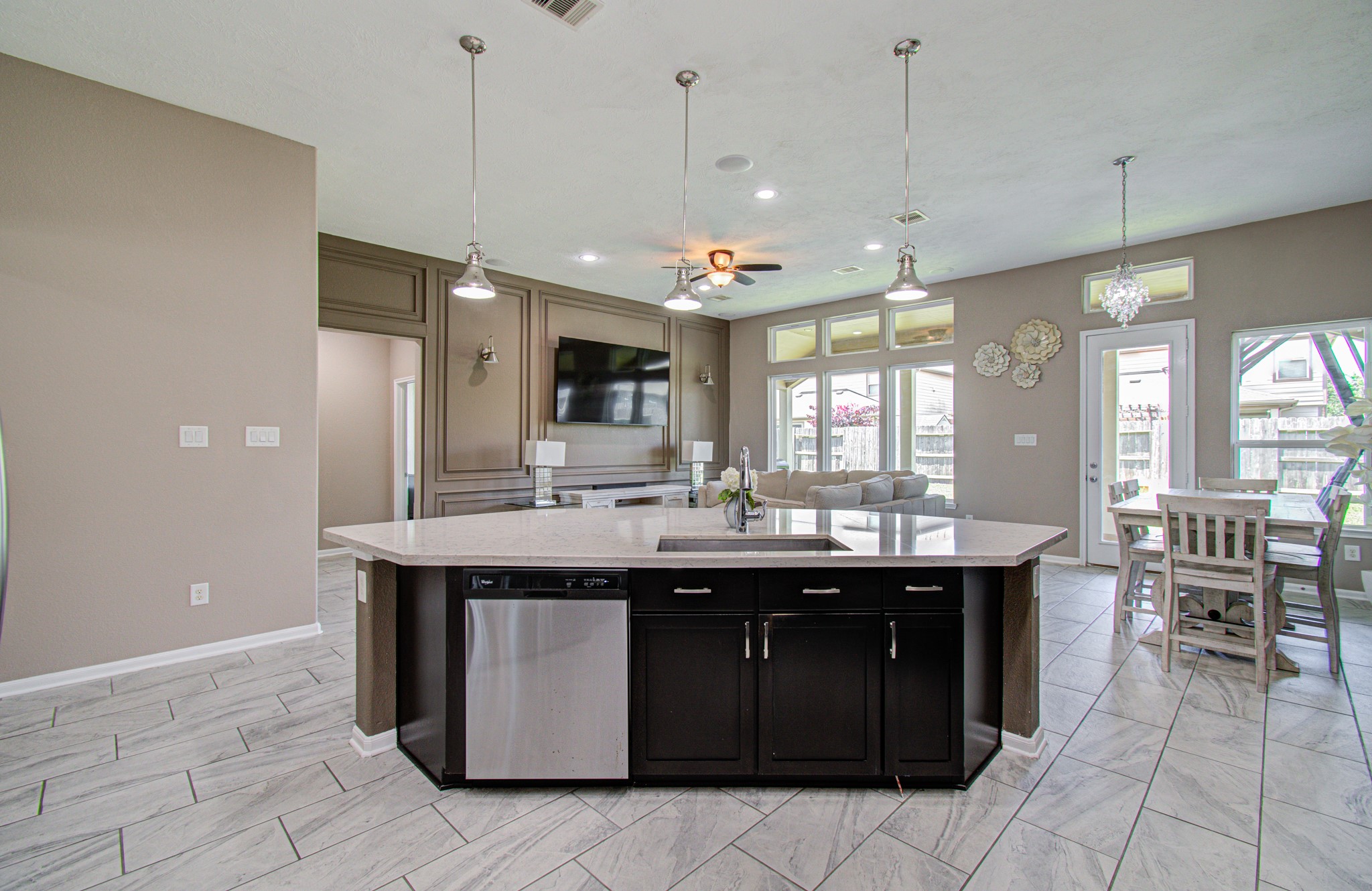 24038 Adobe Ridge Lane Property Photo 6