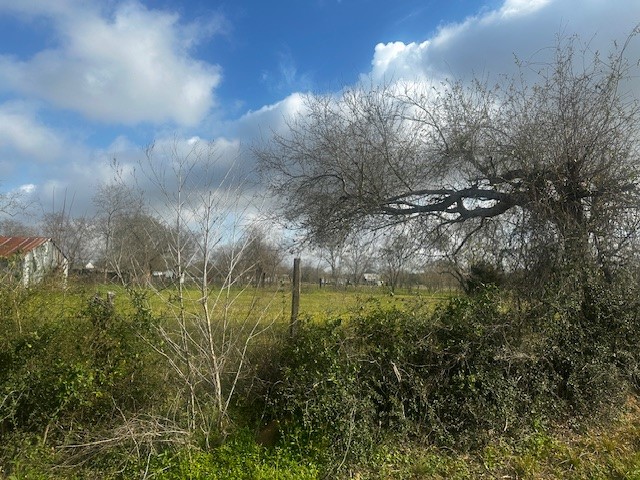 27722 Betka Property Photo 1
