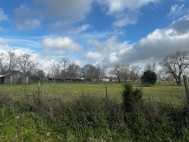 27722 Betka Property Photo 3