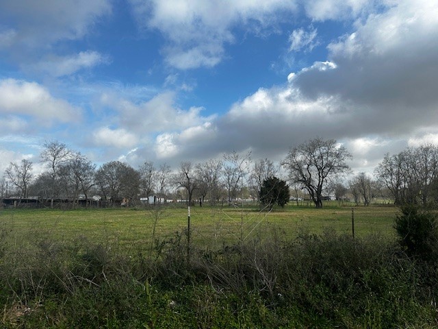 27722 Betka Property Photo 5