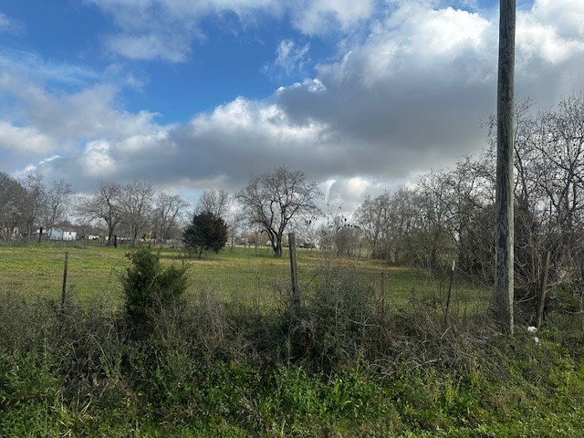 27722 Betka Property Photo 9