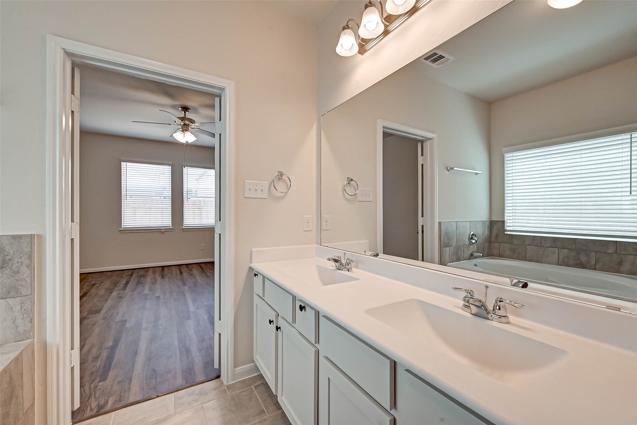 13735 Andover Park Drive Property Photo 32