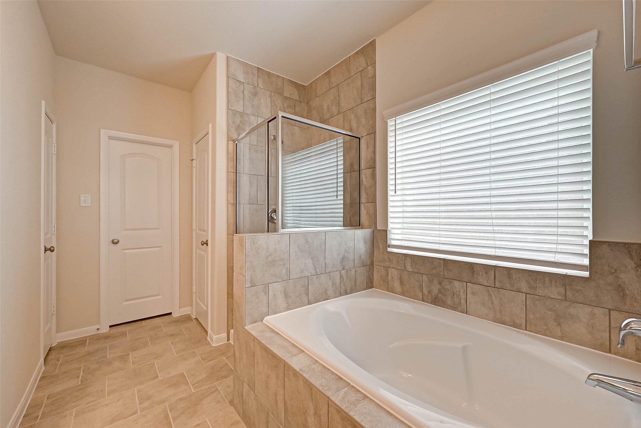 13735 Andover Park Drive Property Photo 33