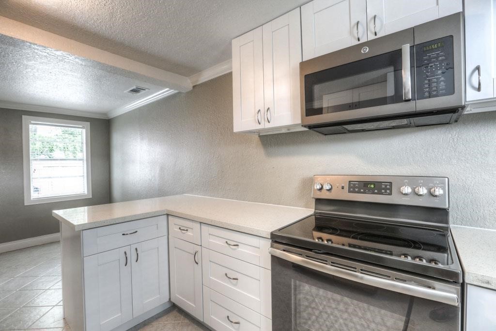 4809 Mcewen A Street Property Photo 5