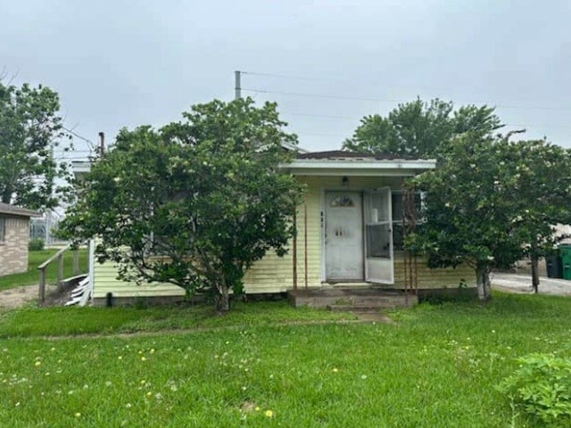 709 W Live Oak Street Property Photo 1