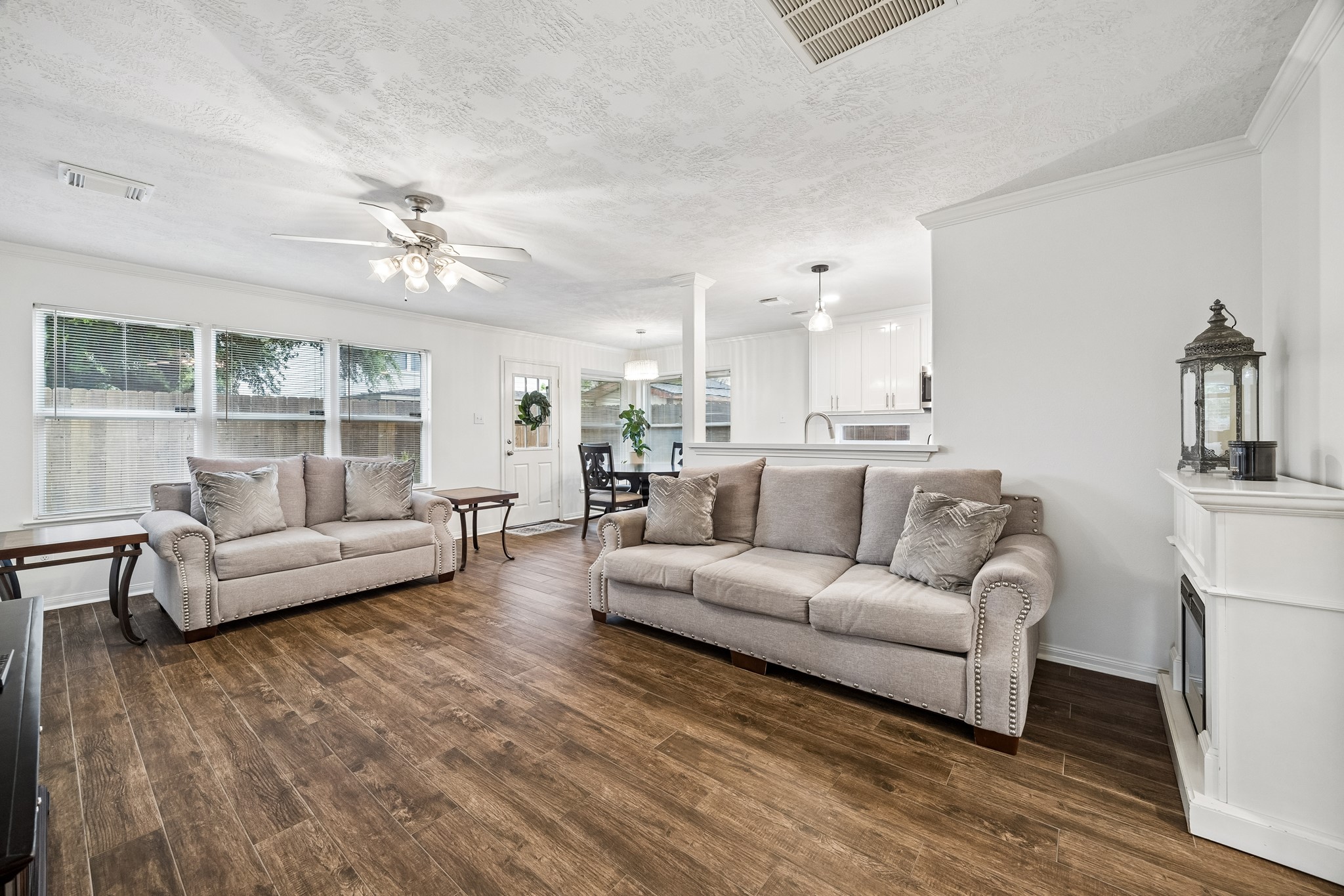 2709 Los Alamos Circle Property Photo 6