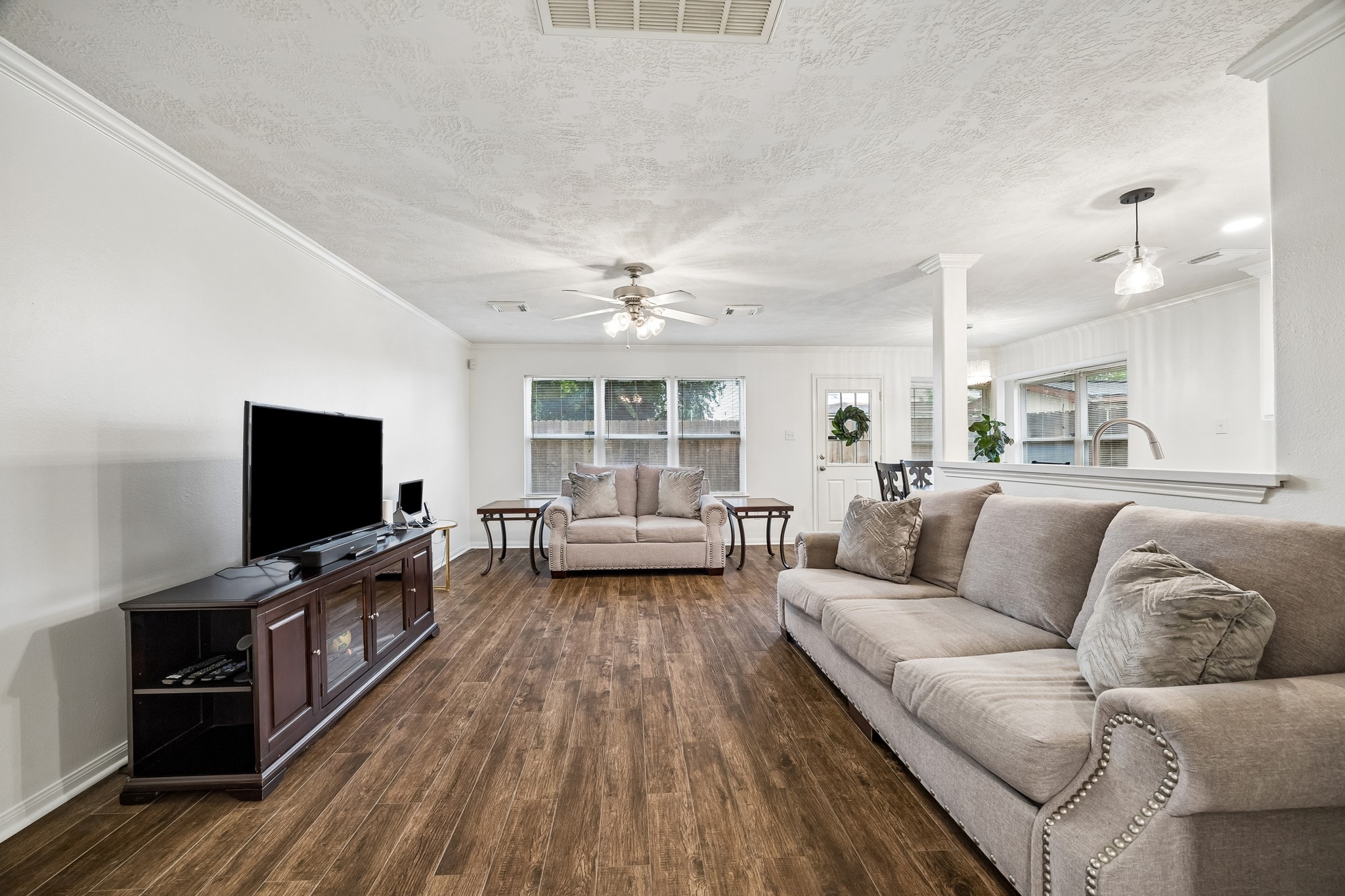 2709 Los Alamos Circle Property Photo 7
