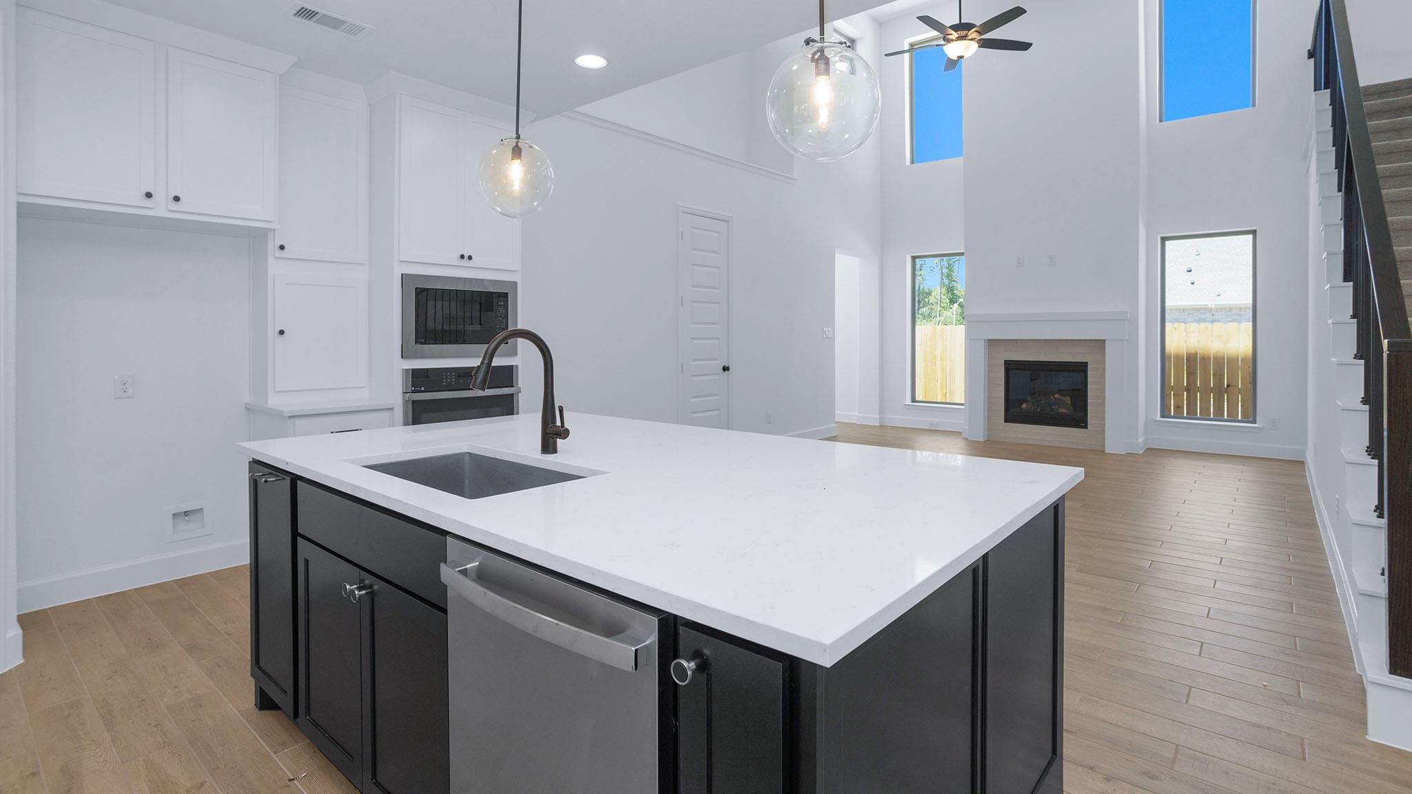 18225 Upper Brook Street, Conroe Tx 77302 Property Photo 2