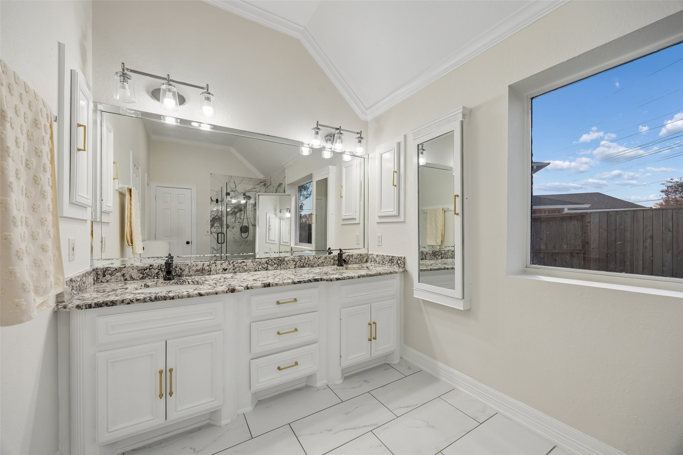 11007 Greenstone Park Lane Property Photo 13