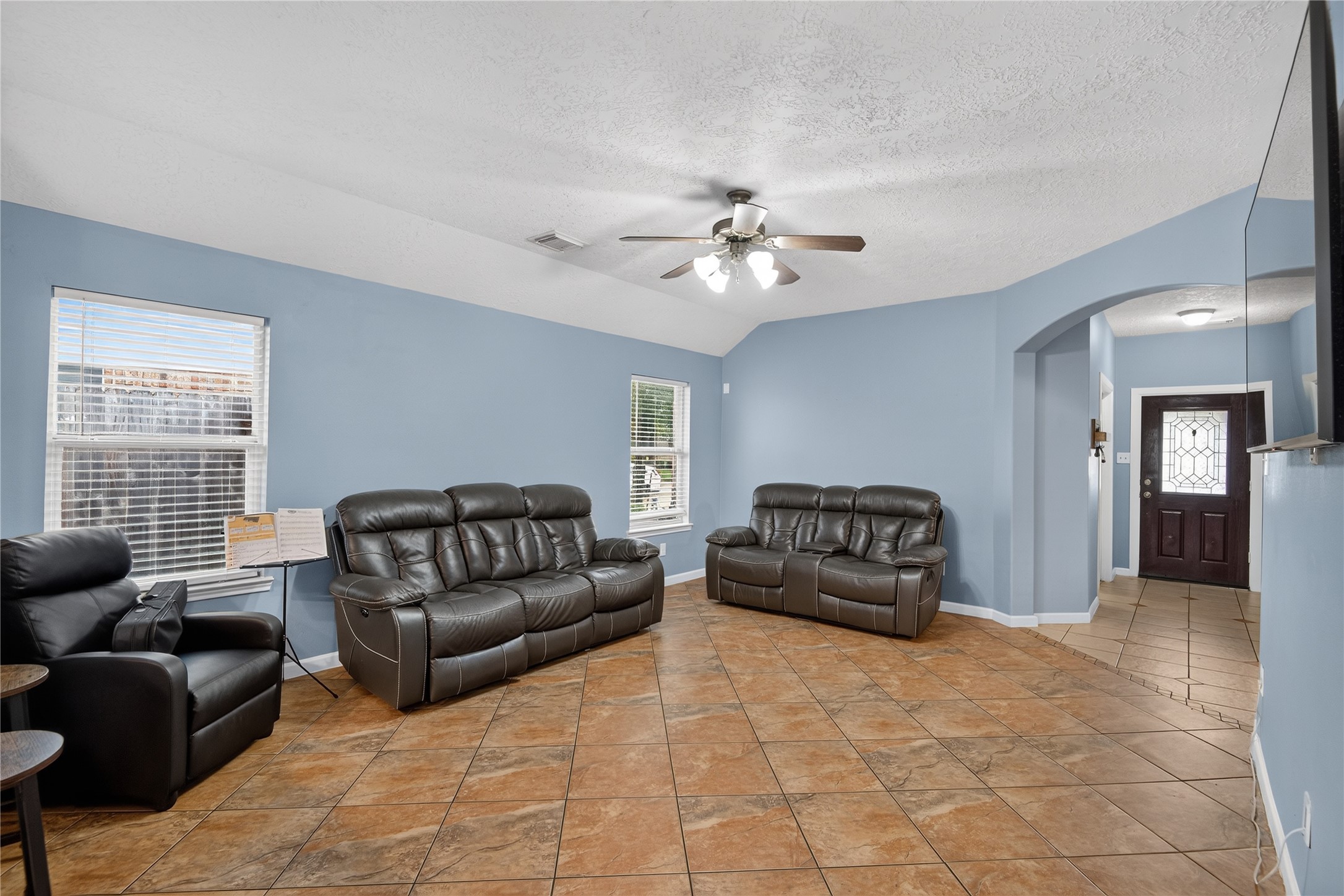 1414 Merryglen Court Property Photo 10