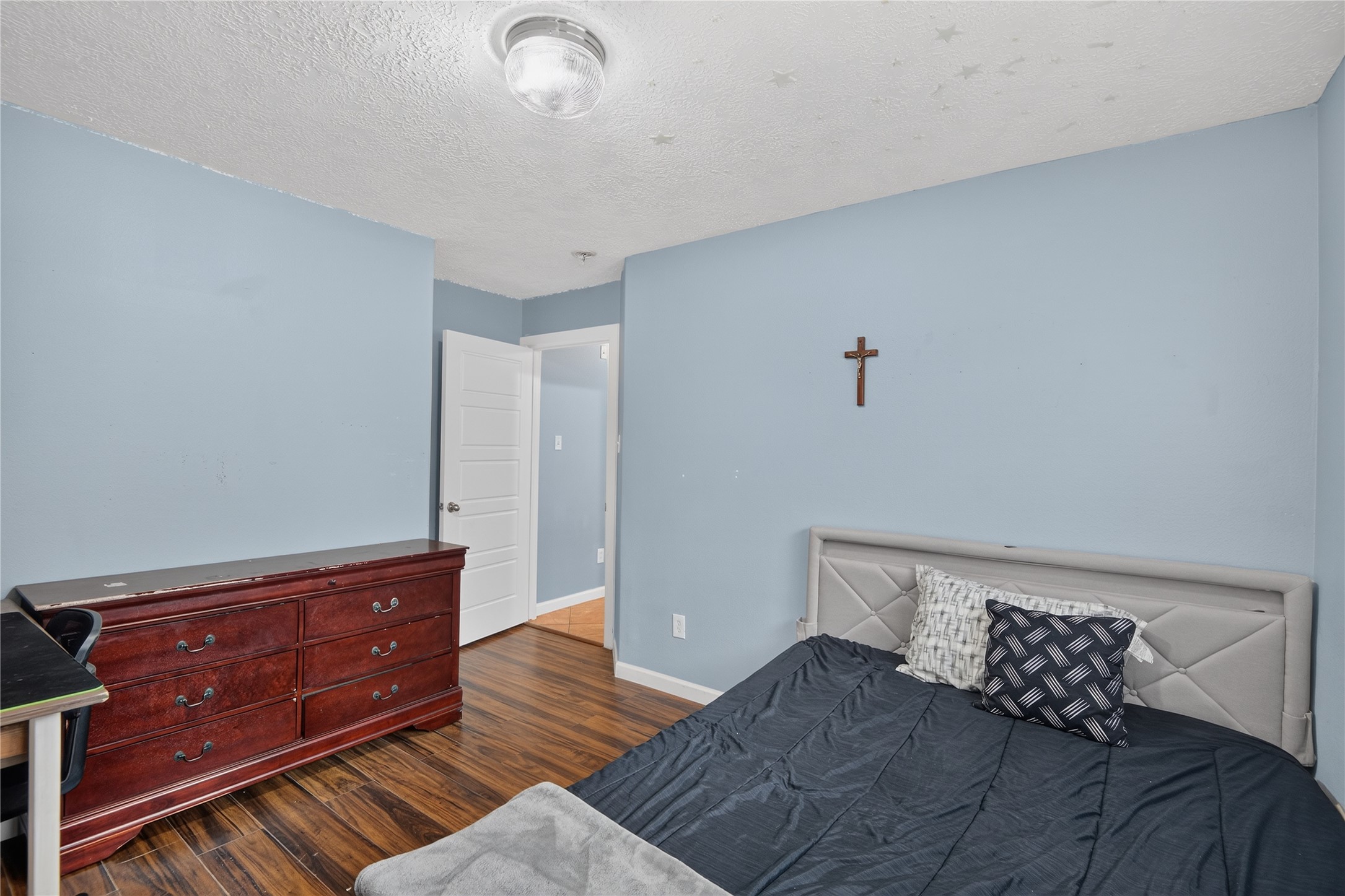 1414 Merryglen Court Property Photo 16