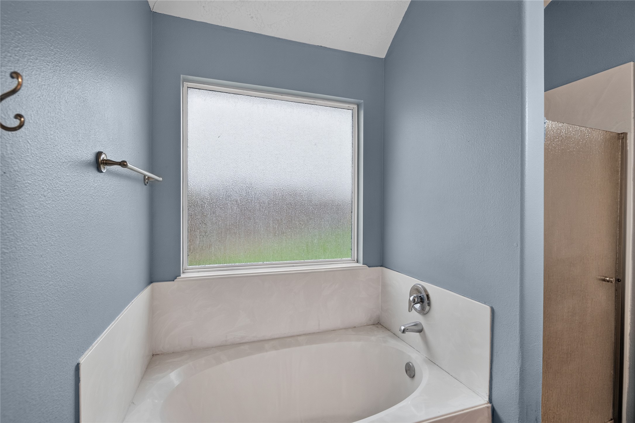 1414 Merryglen Court Property Photo 17