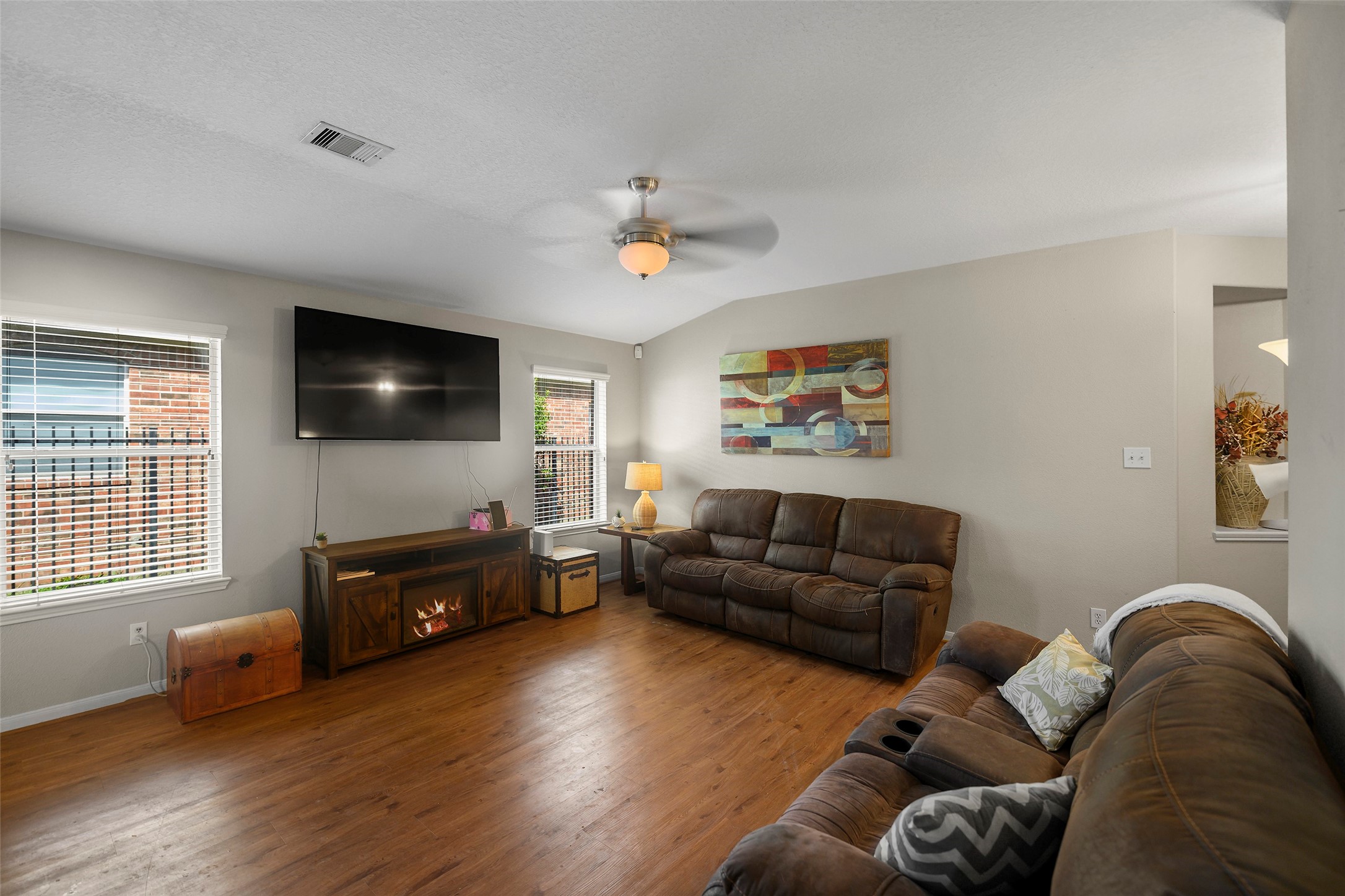 10318 Lyndon Meadows Drive Property Photo 10