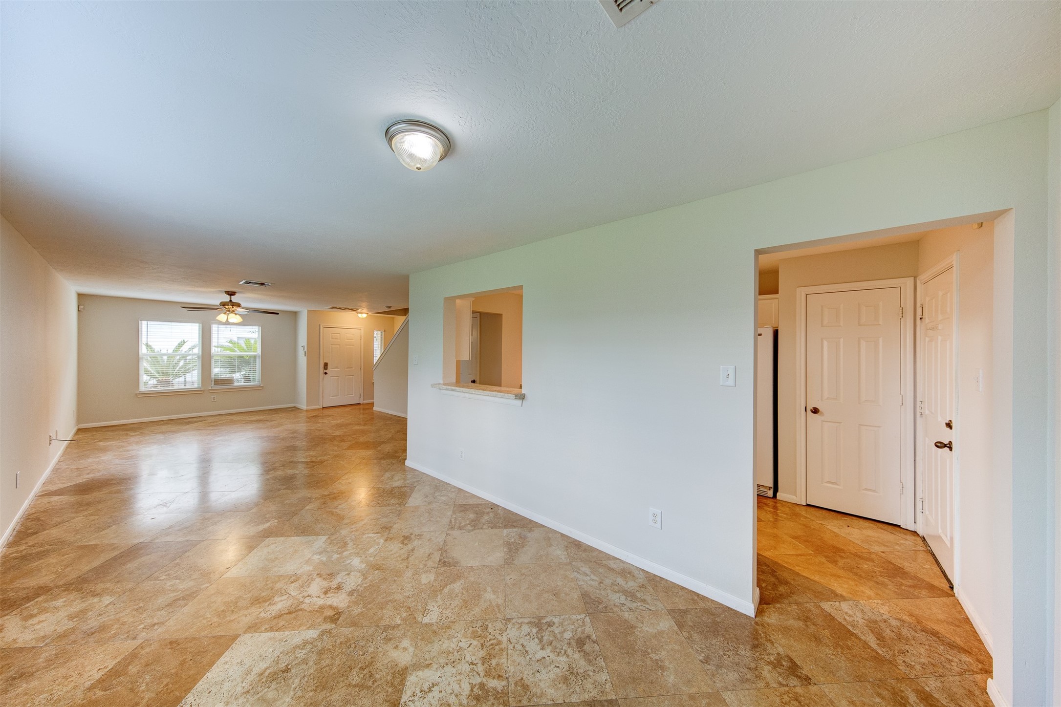 1118 Wilson Street Property Photo 9