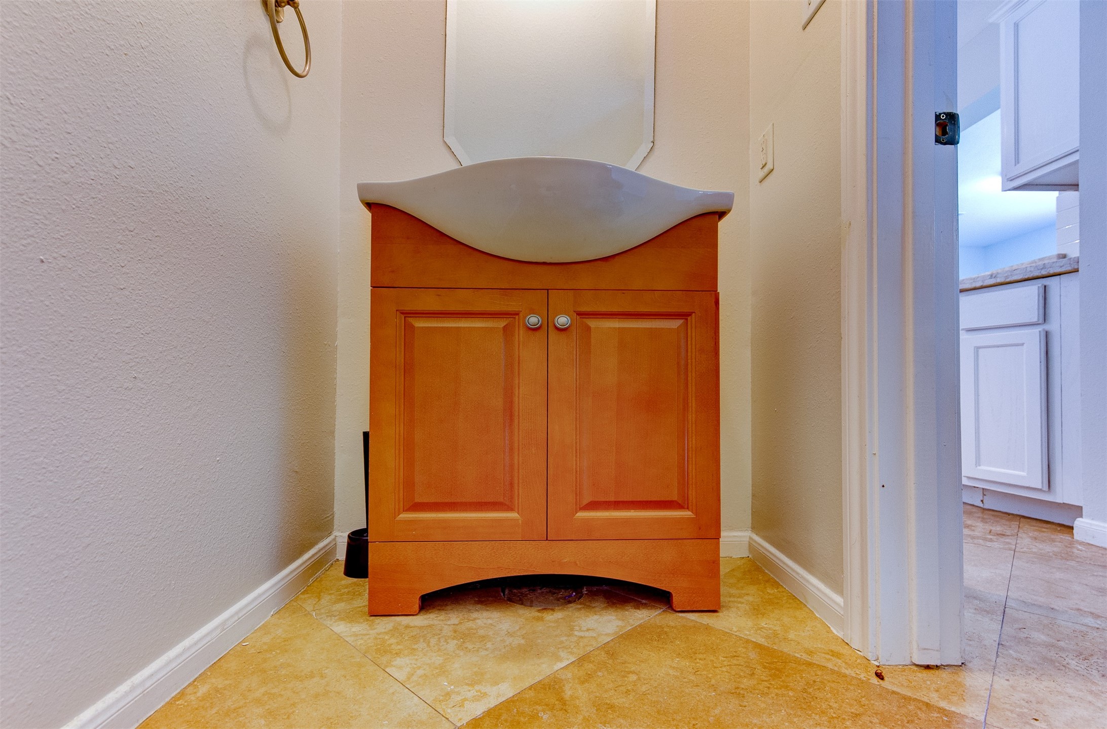 1118 Wilson Street Property Photo 14