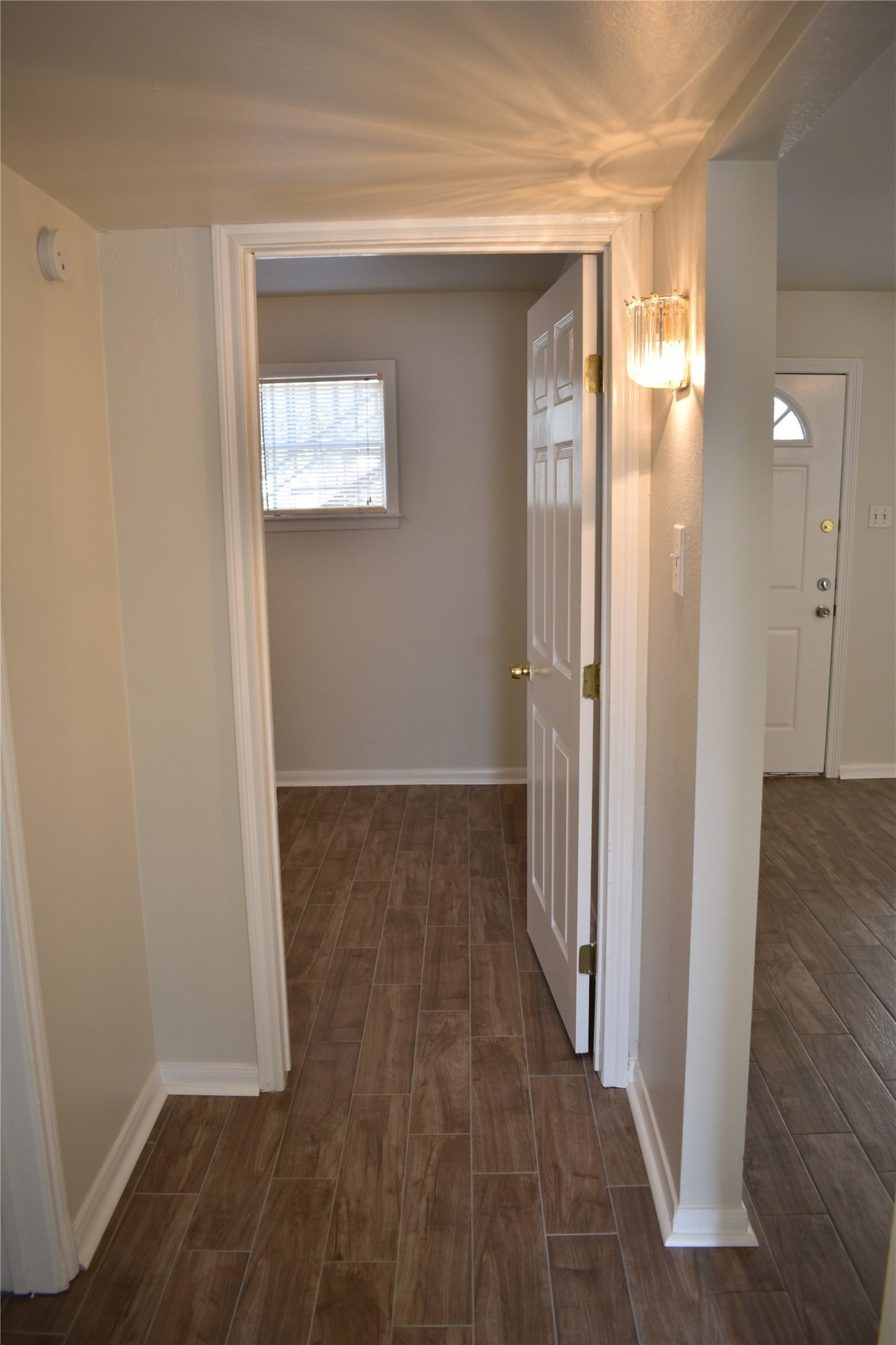 2524 Binz Street 2 Property Photo 6