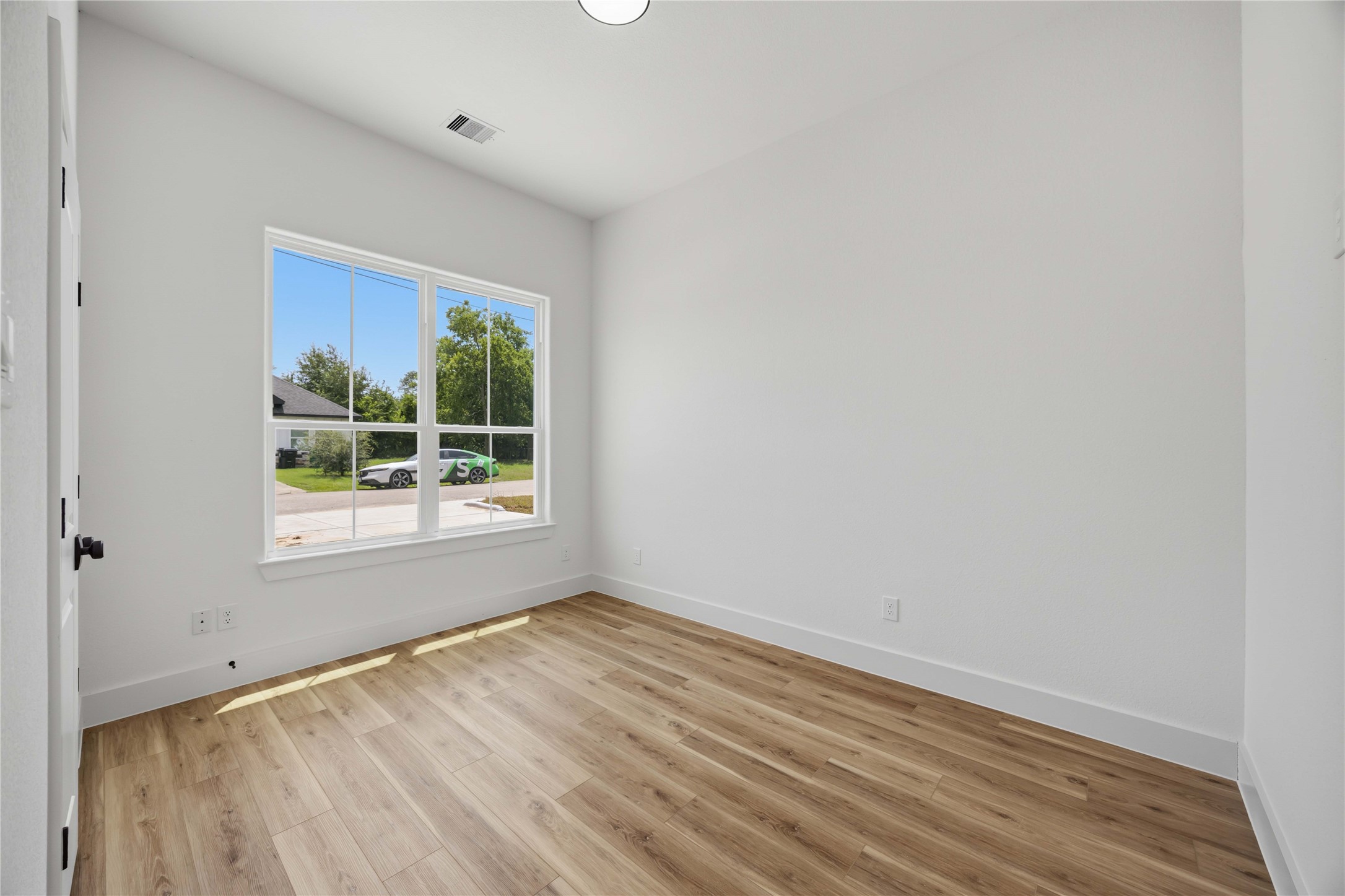 7900 Bowen Street A Property Photo 13