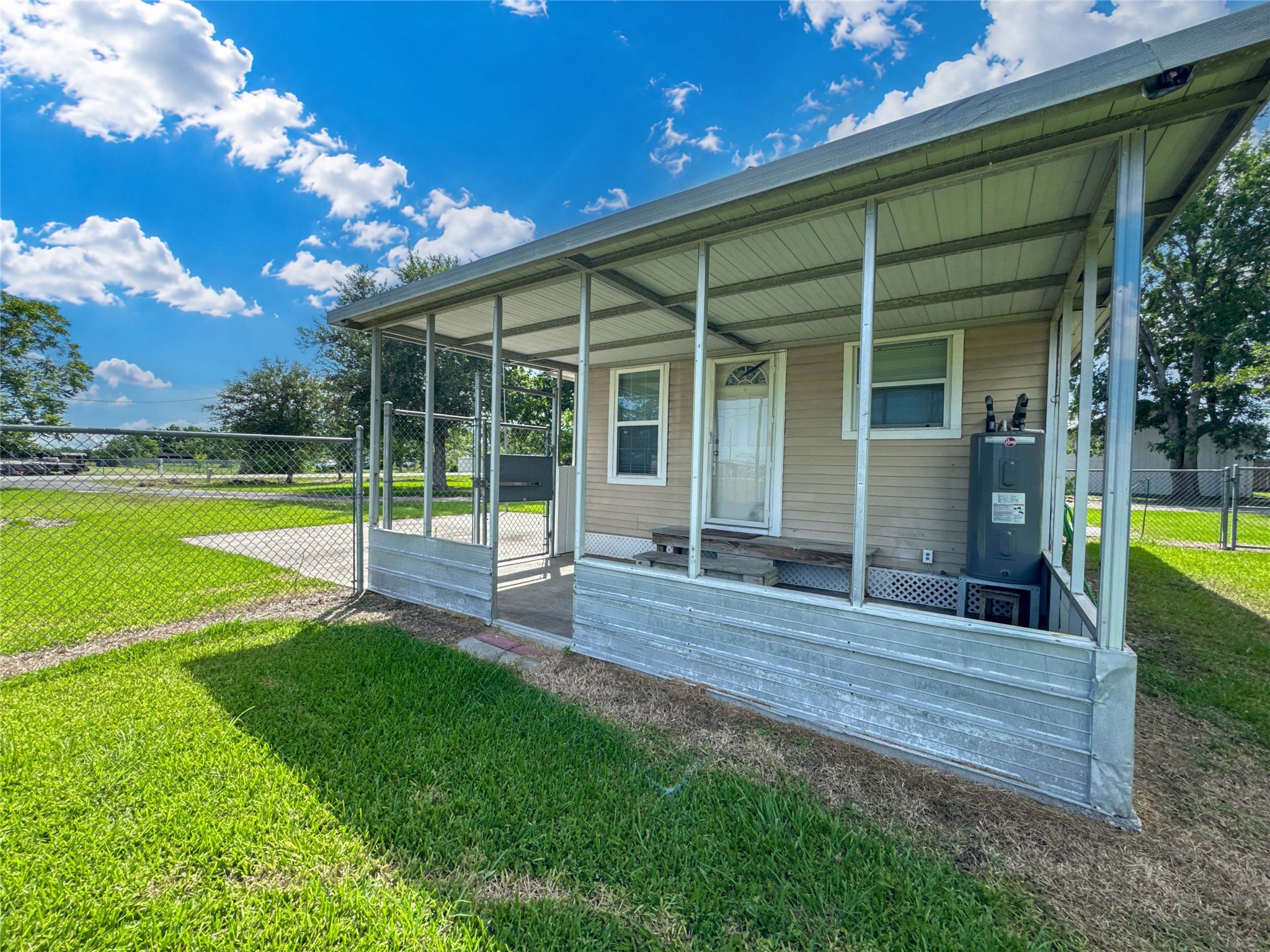 18027 W Clover Lane Property Photo 8