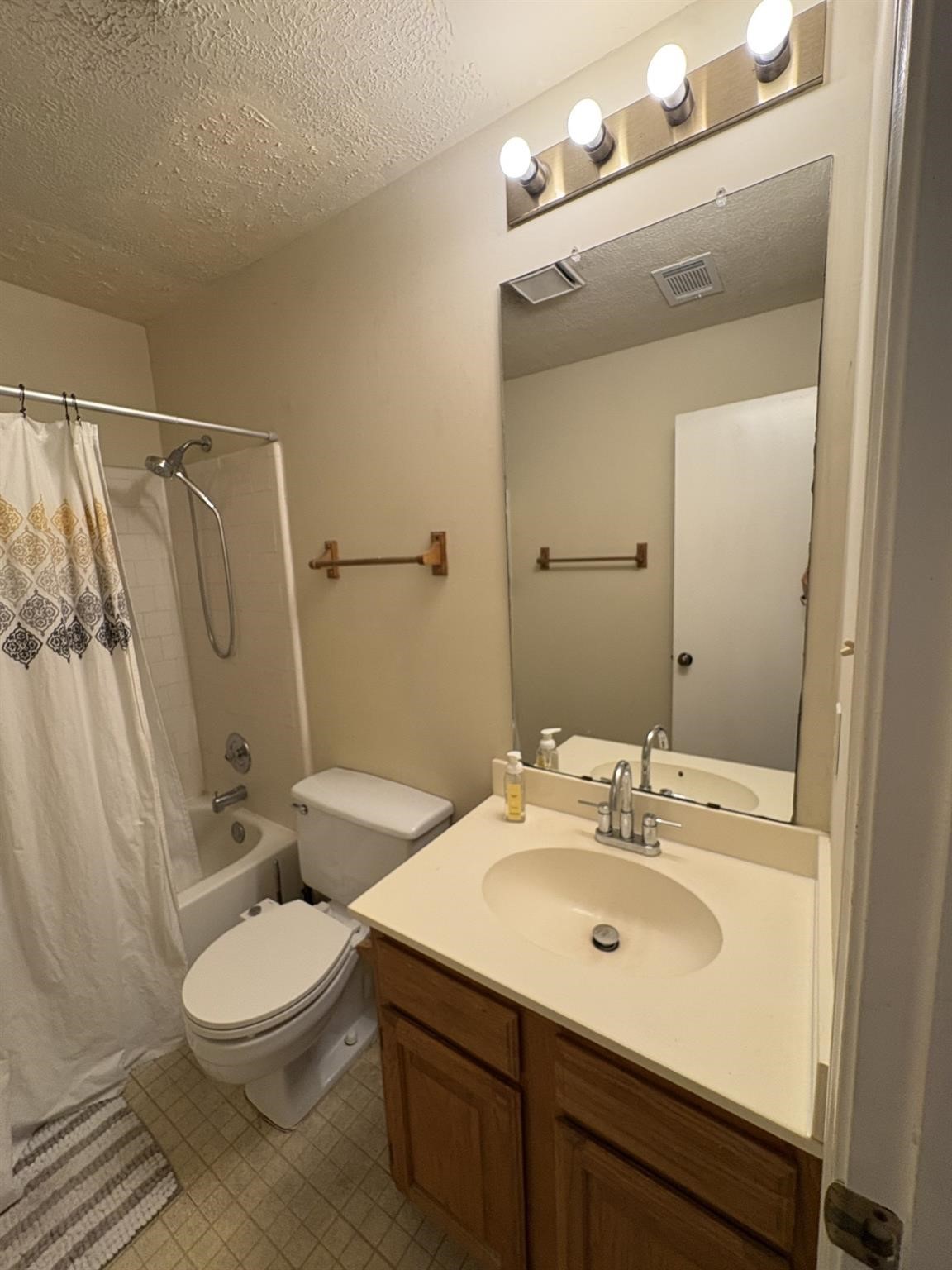 2519 Carriage Lane Property Photo 21