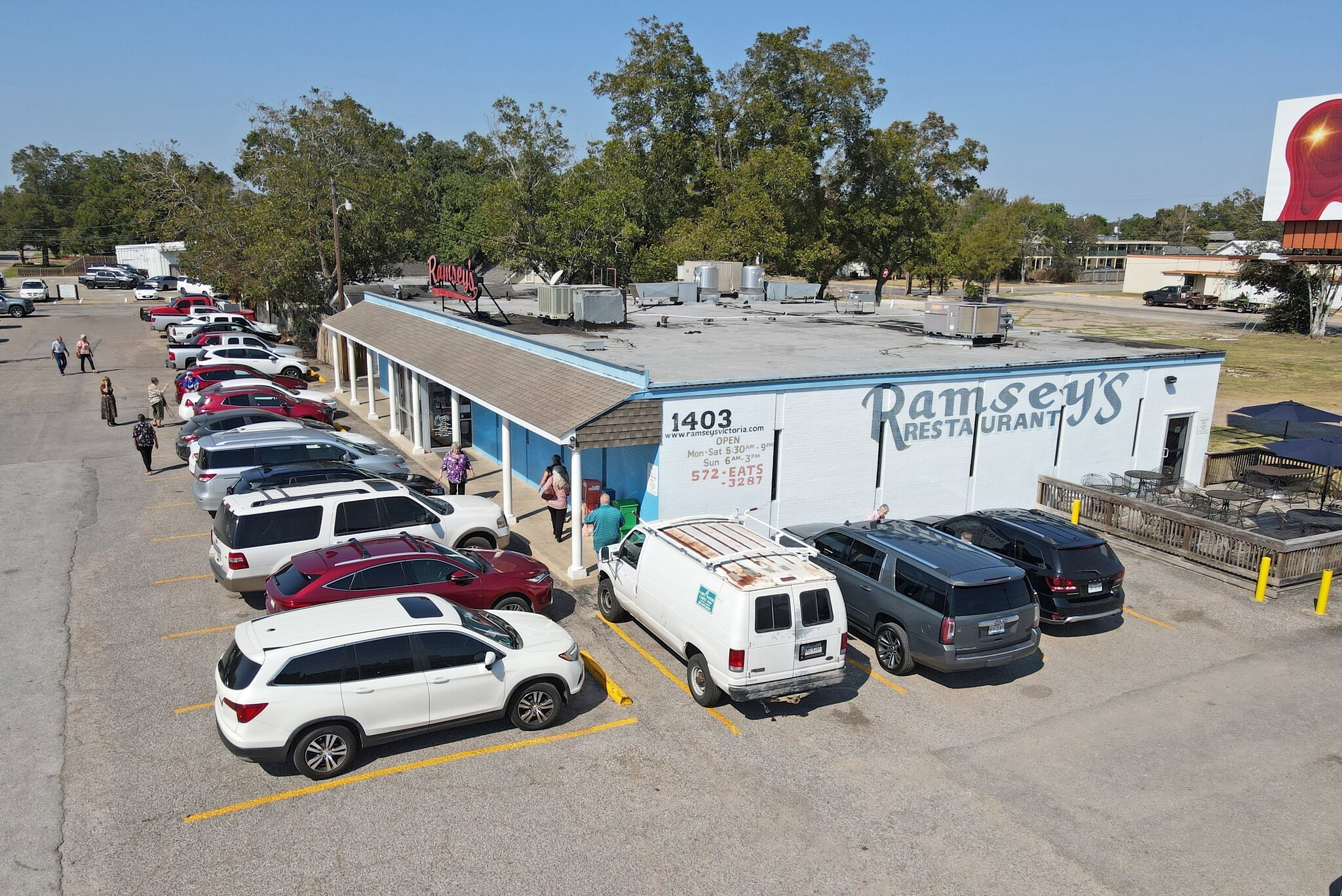 1403 N Navarro Street Property Photo 1