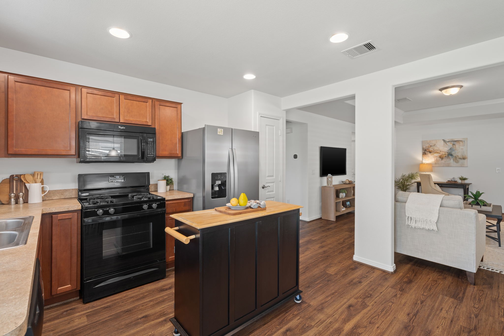 2927 Cone Flower Drive Property Photo 11