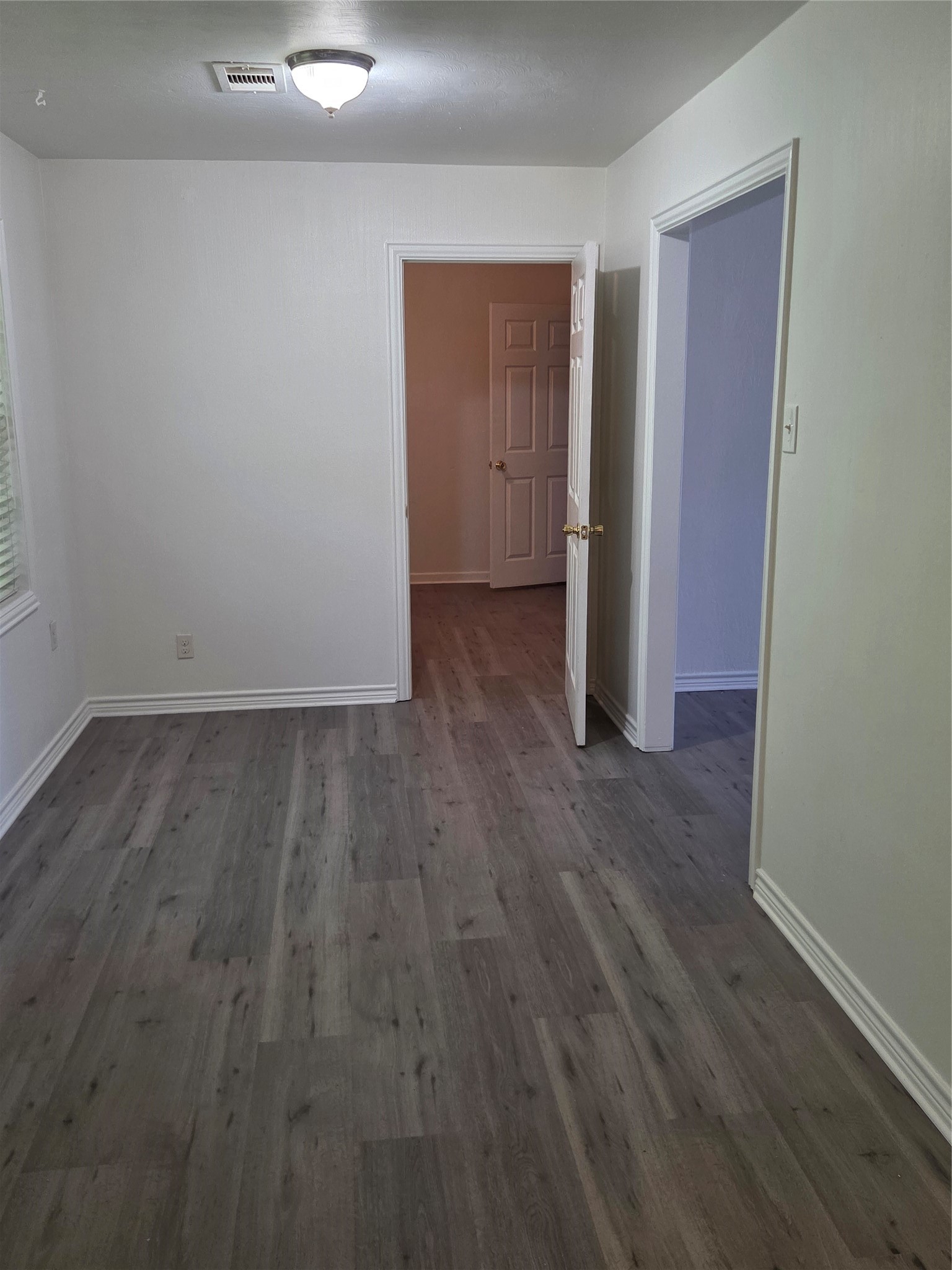 322 Elaine Street Property Photo 11