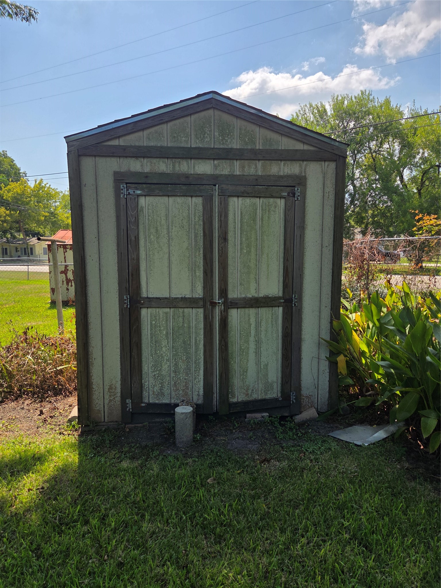322 Elaine Street Property Photo 18