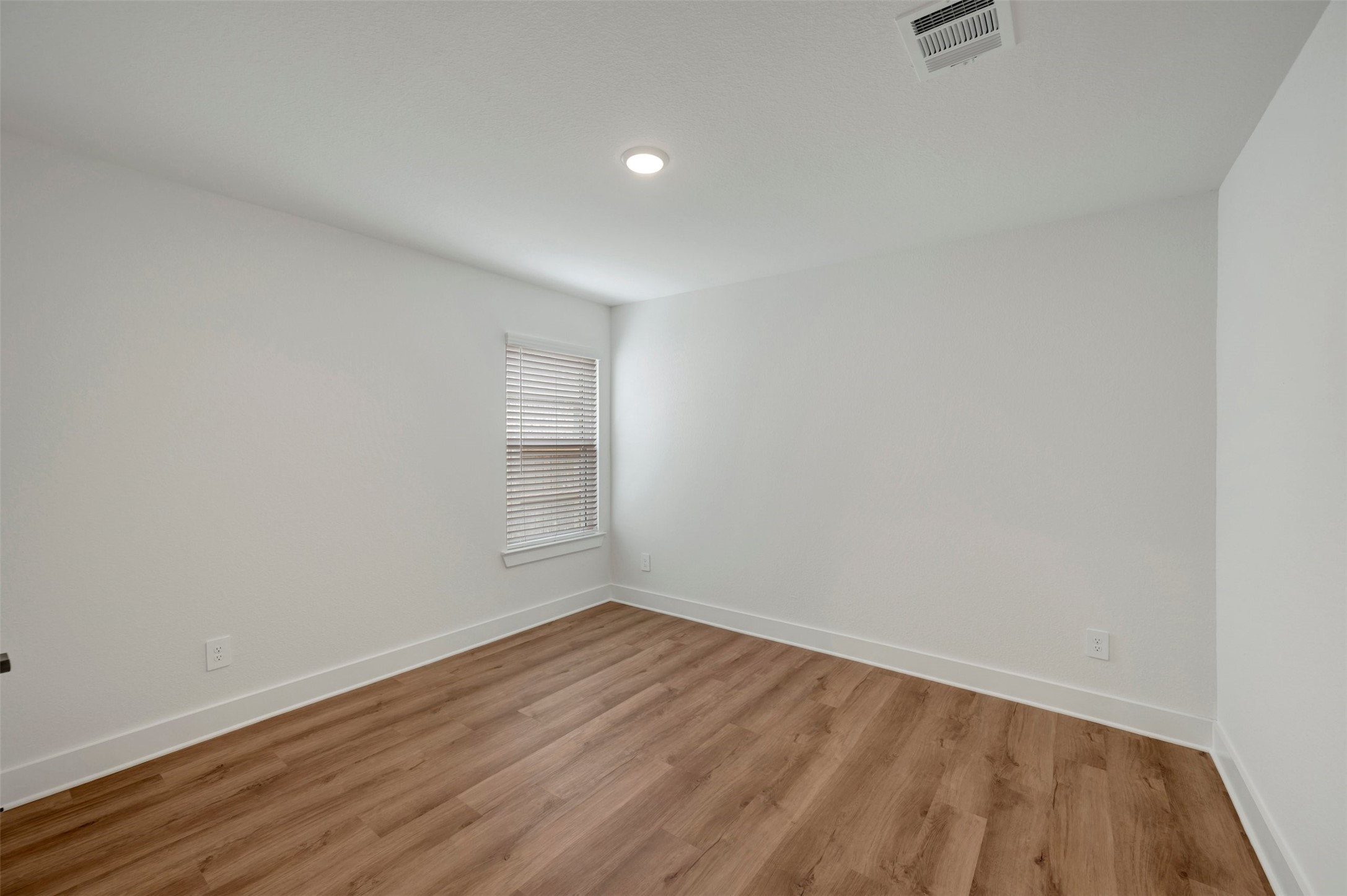 21426 Villa Spruce Lane Property Photo 18