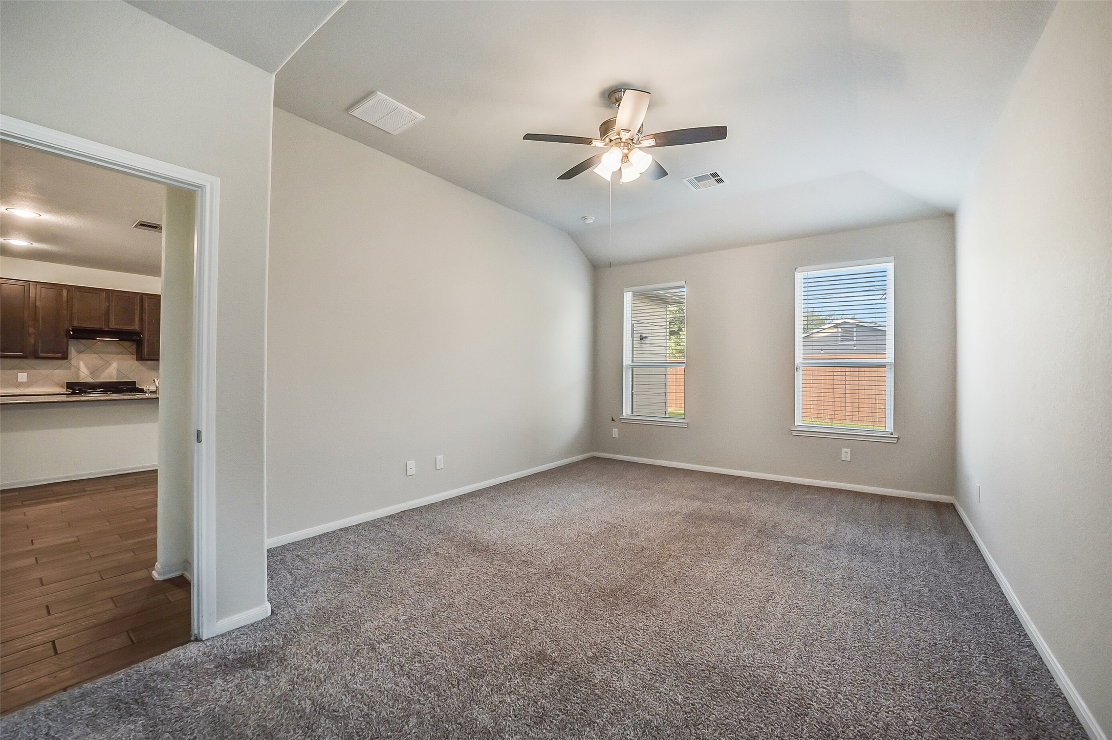 903 Willowick Bay Drive Property Photo 17