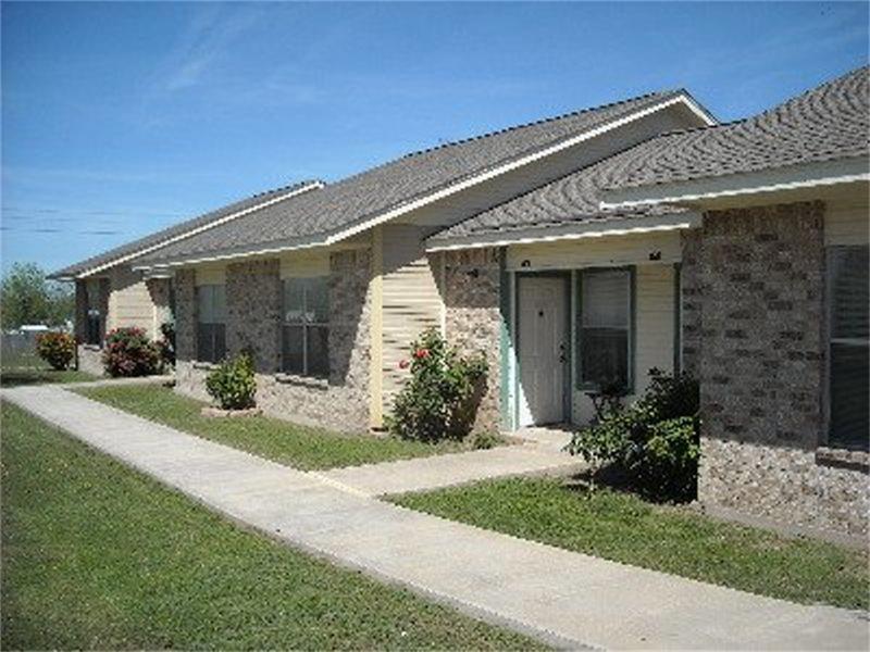 403 Mesquite Property Photo 1