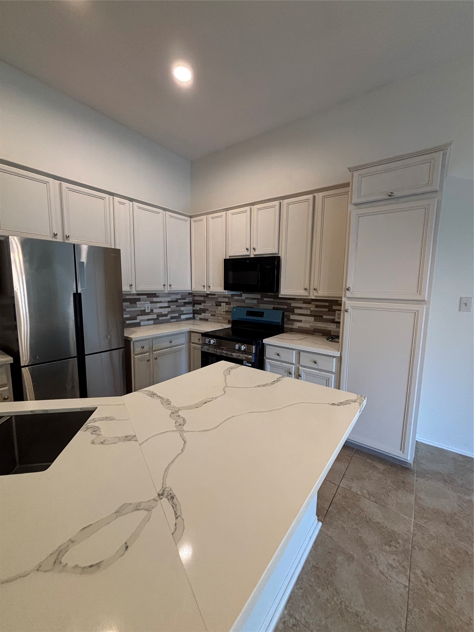10735 Norchester Village Property Photo 9