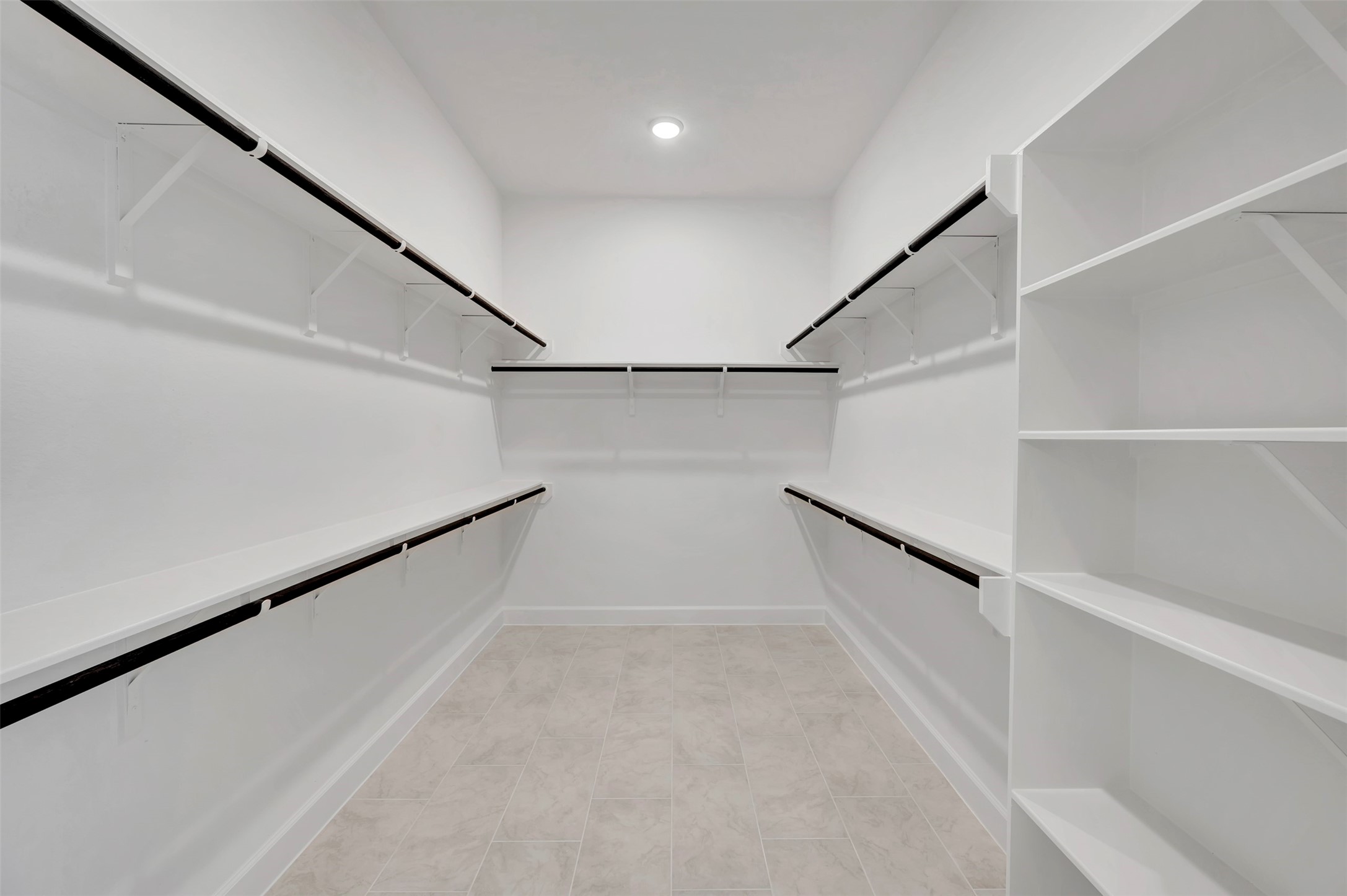 1761 Howler Way Property Photo 29