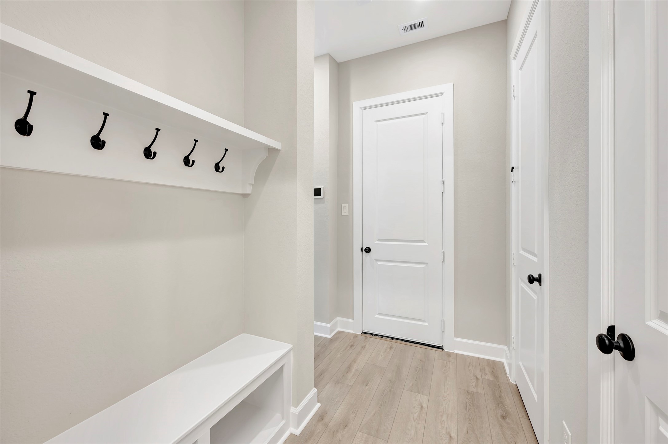 1761 Howler Way Property Photo 38
