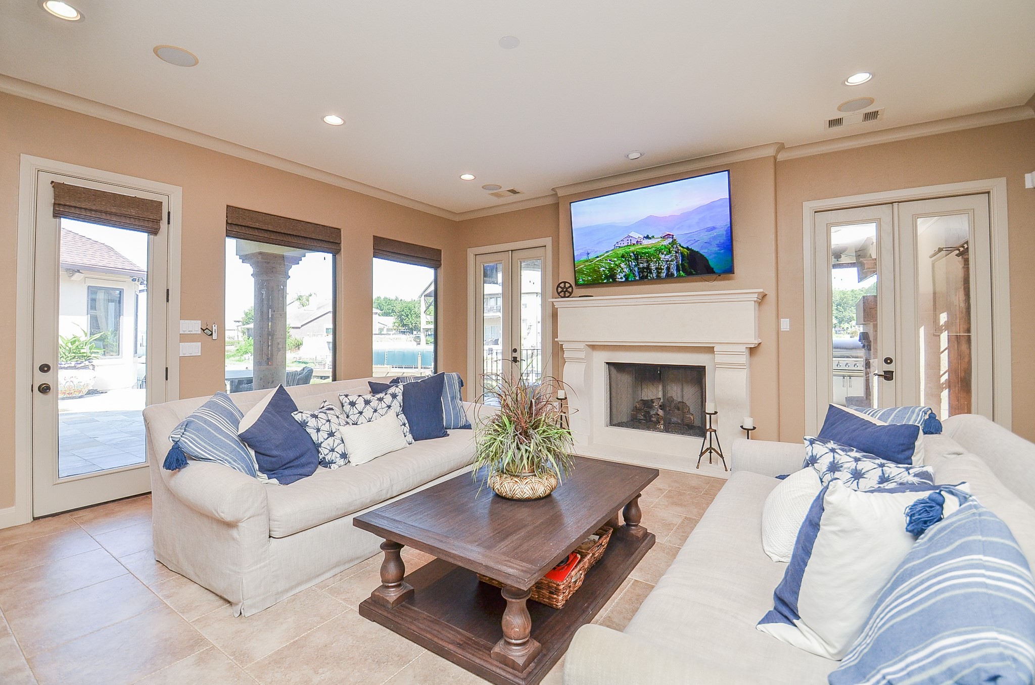 12316 Oak Bend Circle Property Photo 8
