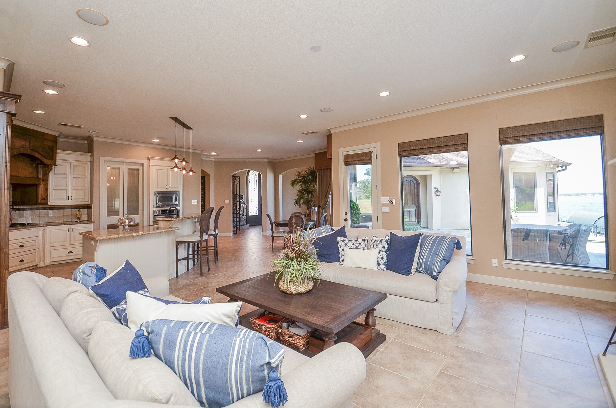 12316 Oak Bend Circle Property Photo 9