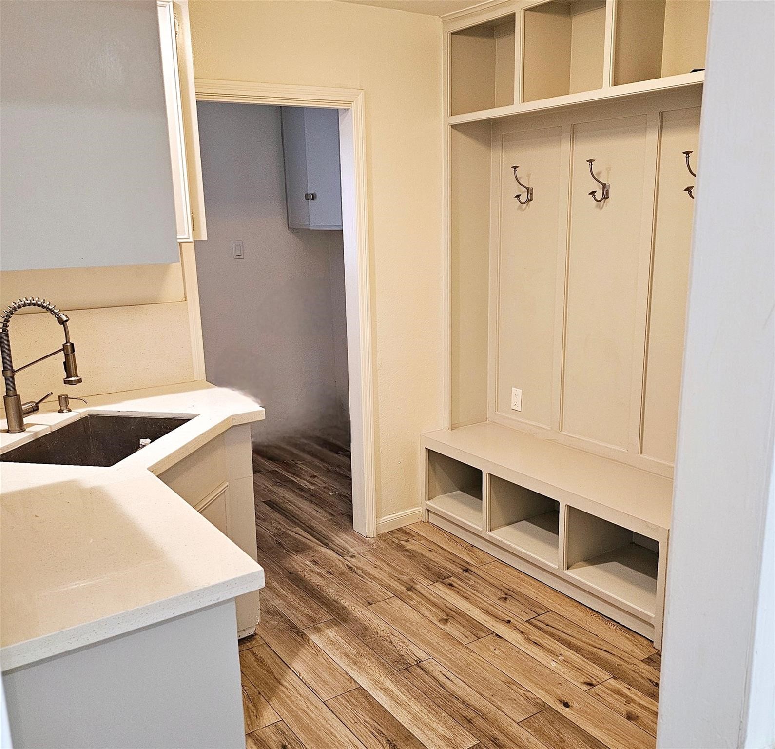 9738 Braesmont Drive Property Photo 9