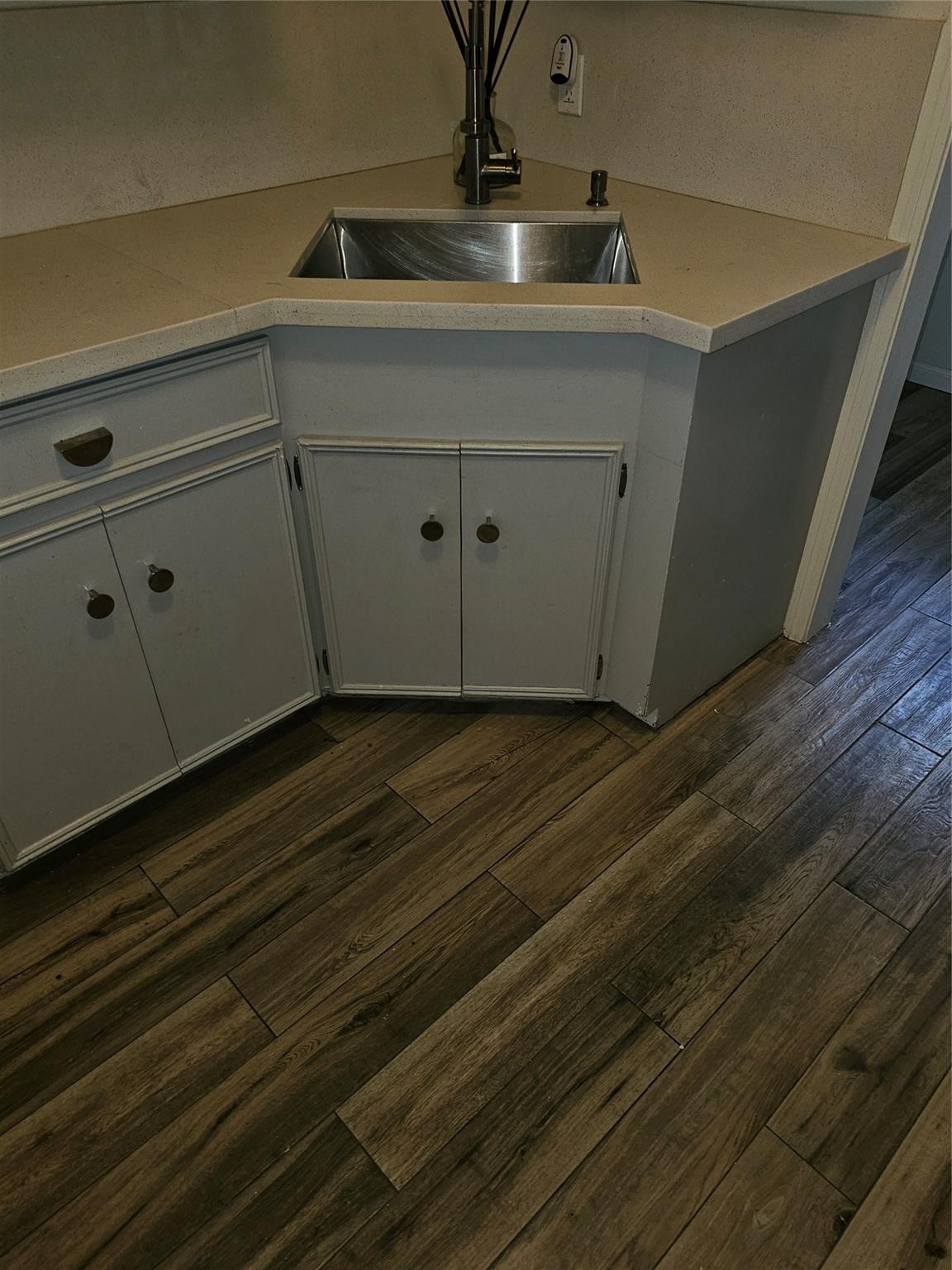9738 Braesmont Drive Property Photo 12