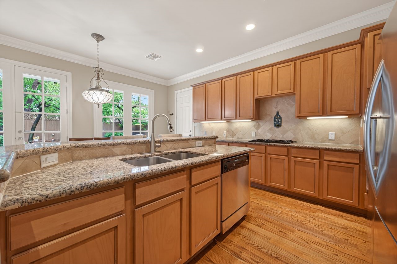 10932 Lasso Lane Property Photo 11