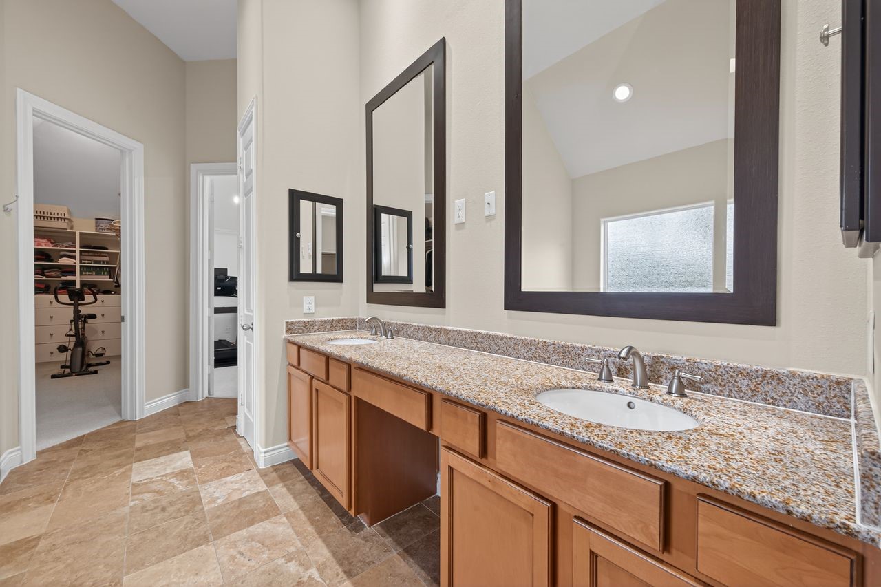 10932 Lasso Lane Property Photo 18
