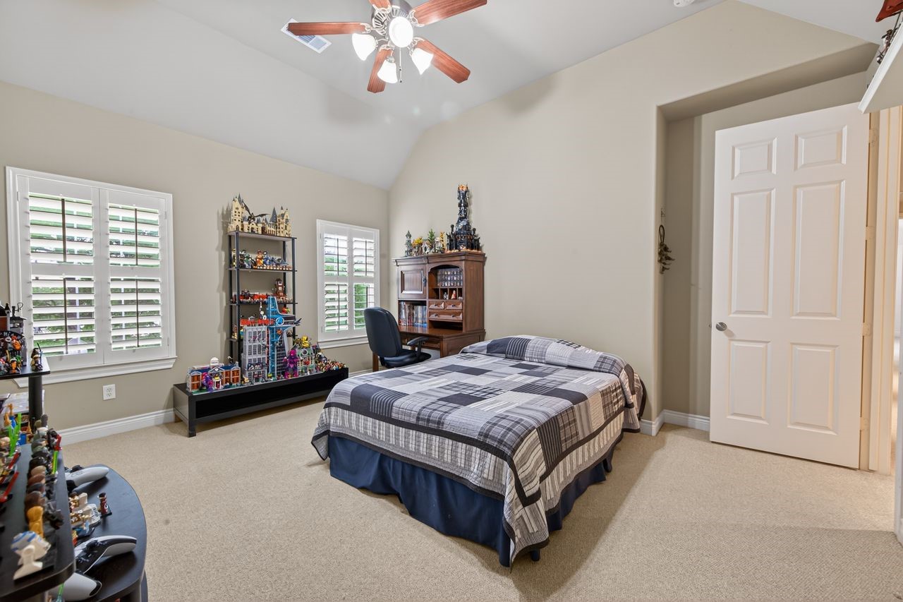 10932 Lasso Lane Property Photo 23