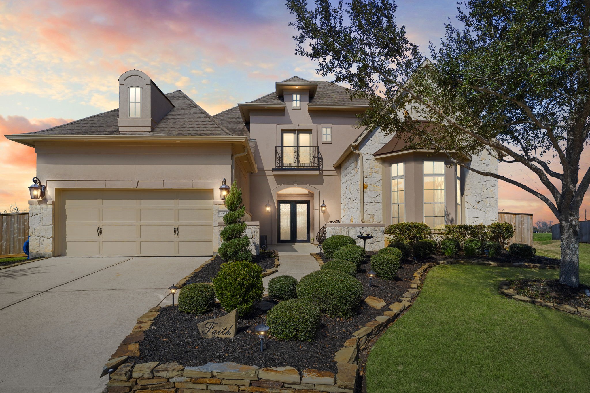 2711 Big Vine Court Property Photo 1