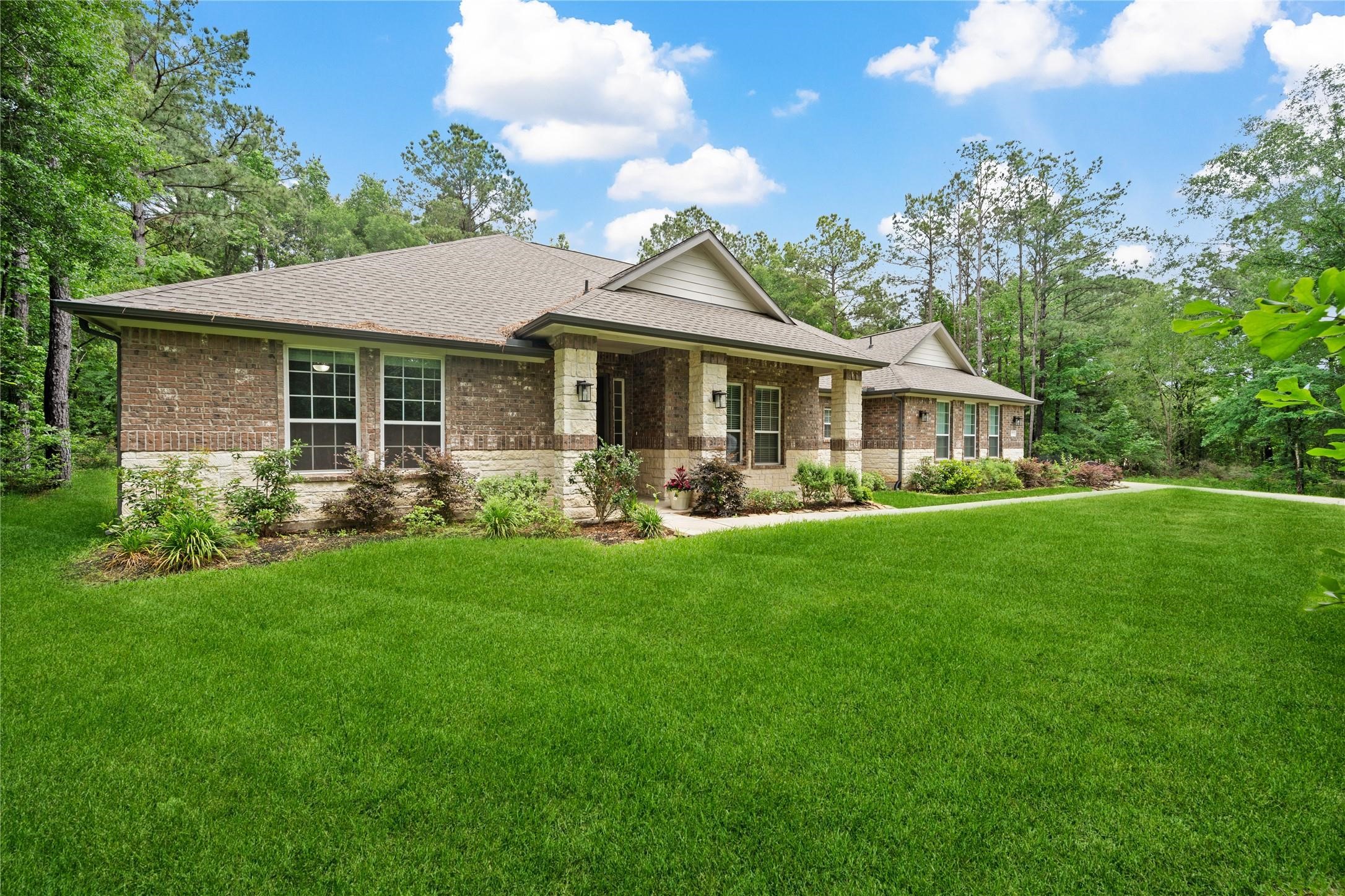 1574 Silver Creek Lane Property Photo 3