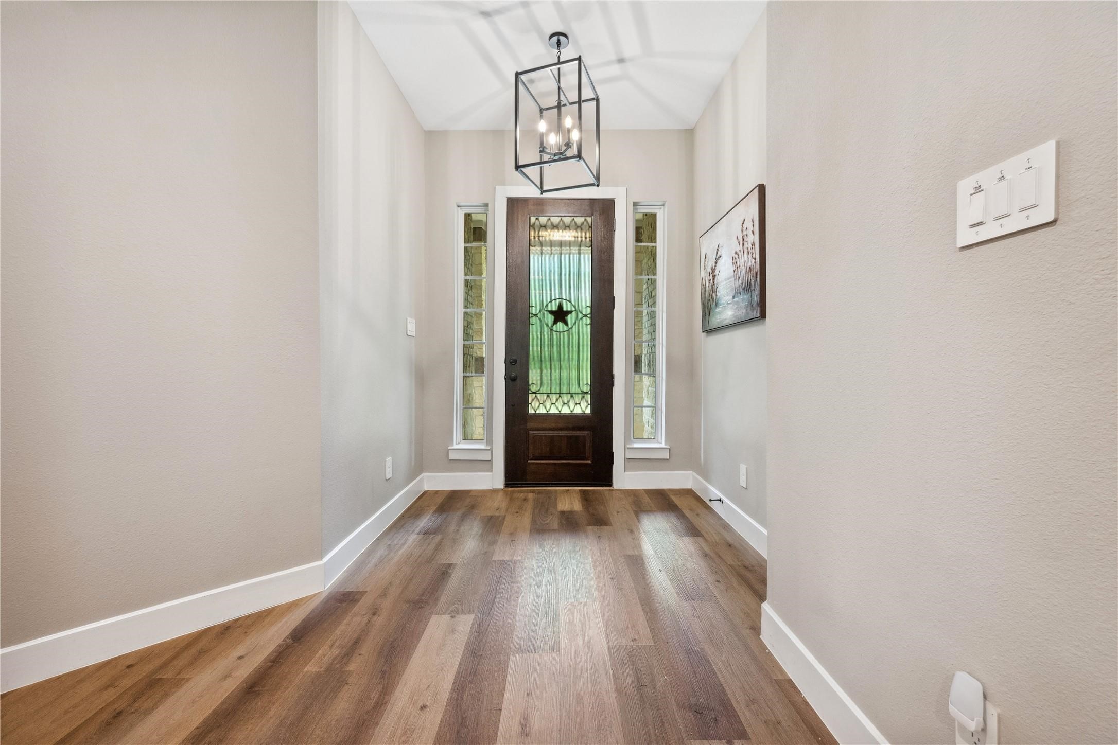 1574 Silver Creek Lane Property Photo 4